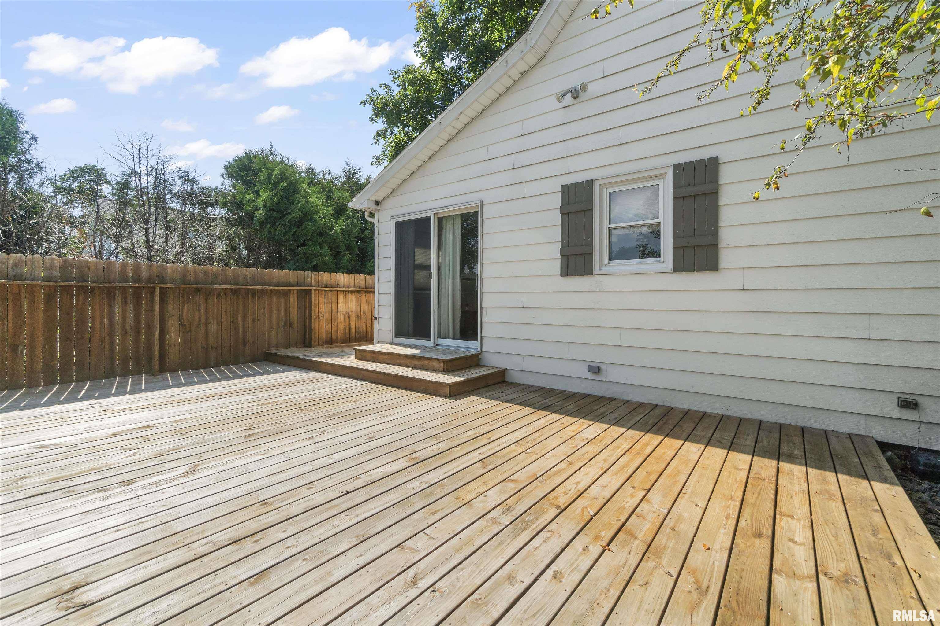 Congerville, IL 61729,108 E KAUFFMAN ST