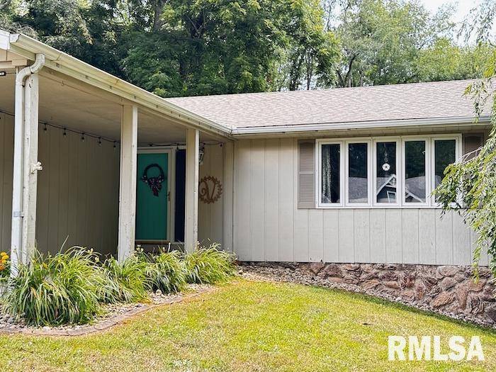 Canton, IL 61520,1415 E SYCAMORE ST
