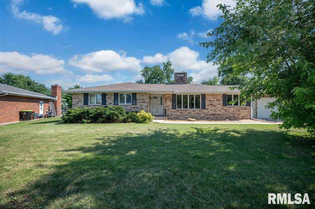 Morton, IL 61550,470 E HAZELWOOD ST