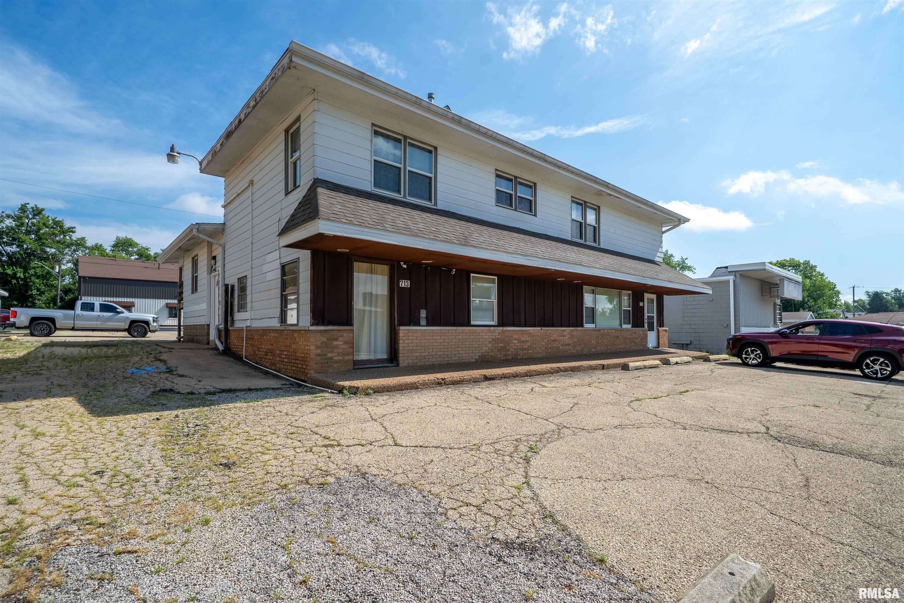 Peoria, IL 61614,711 W RIDGE RD