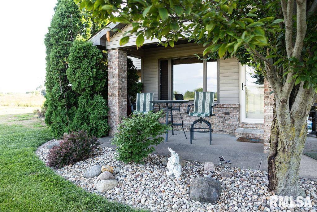 Cuba, IL 61427,23179 N ARROW RD