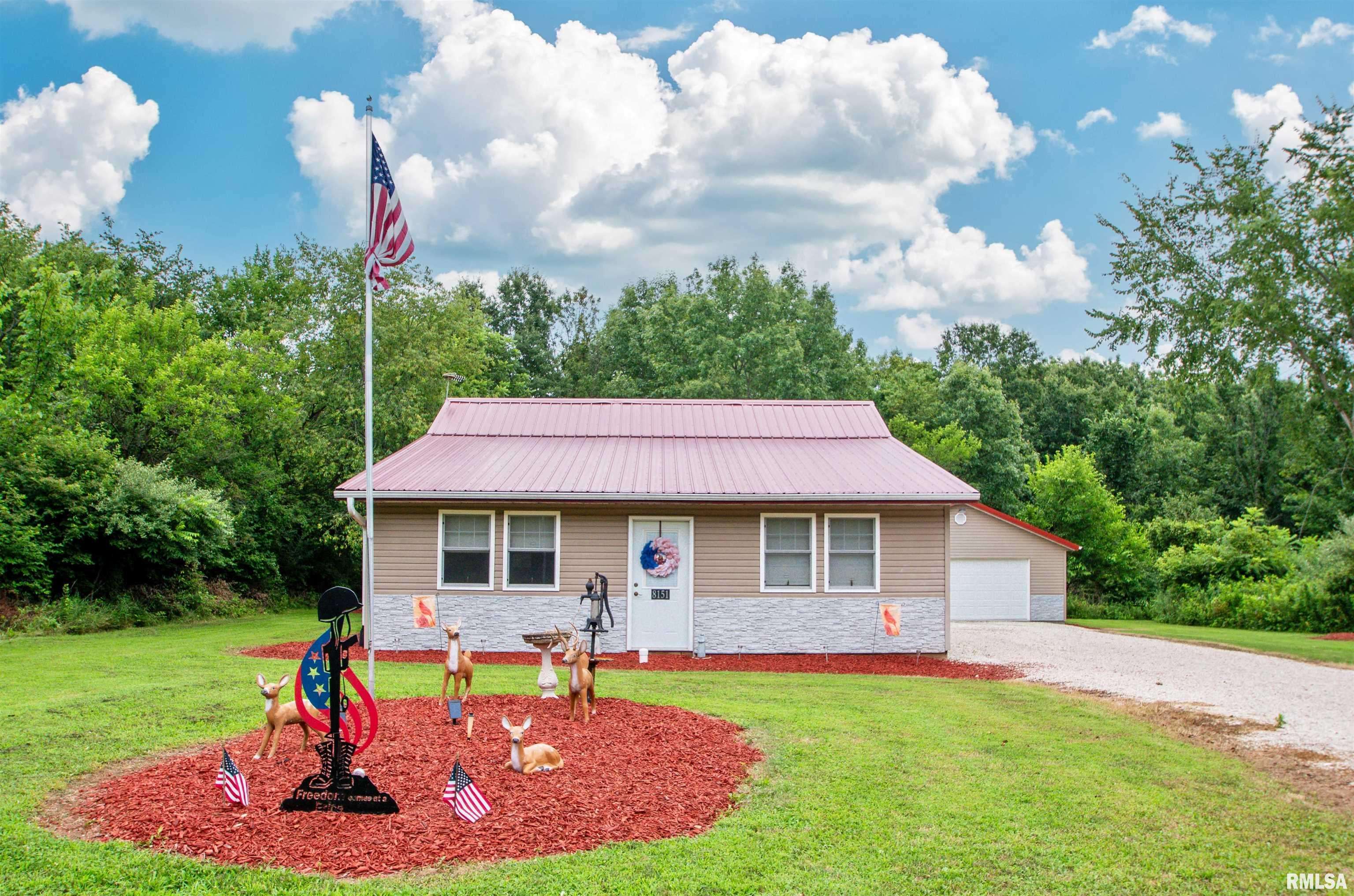 Dahinda, IL 61428,8151 OAK RUN DR