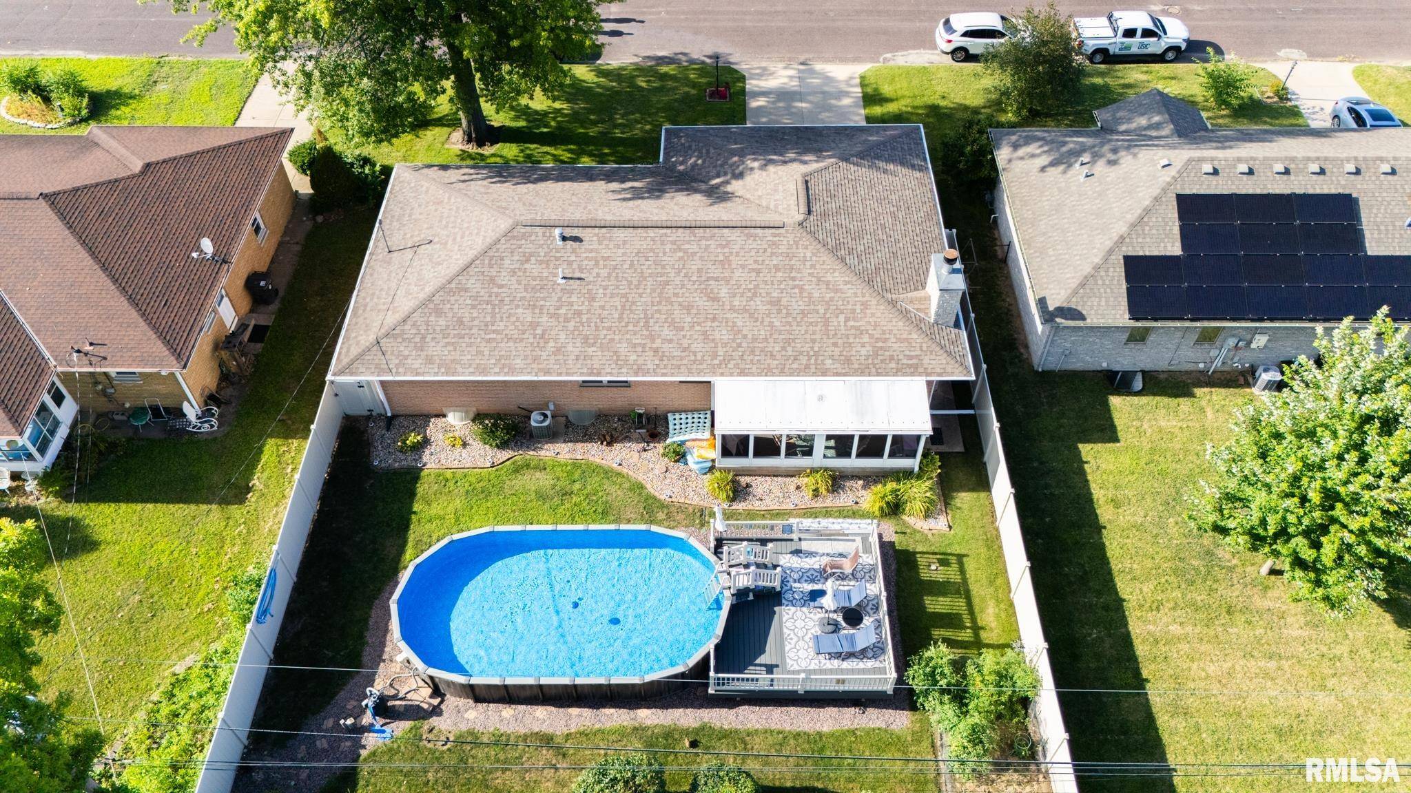 Pekin, IL 61554,304 DELSHIRE AVE