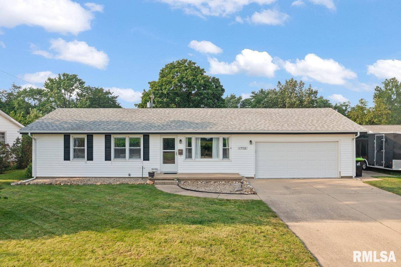 Chillicothe, IL 61523,1705 W CLOVERDALE RD