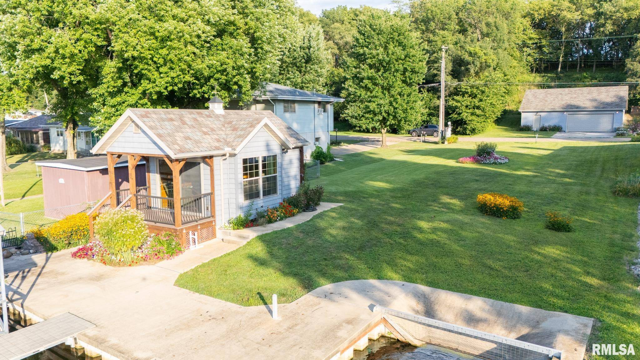 Manito, IL 61546,6670 BASS RD