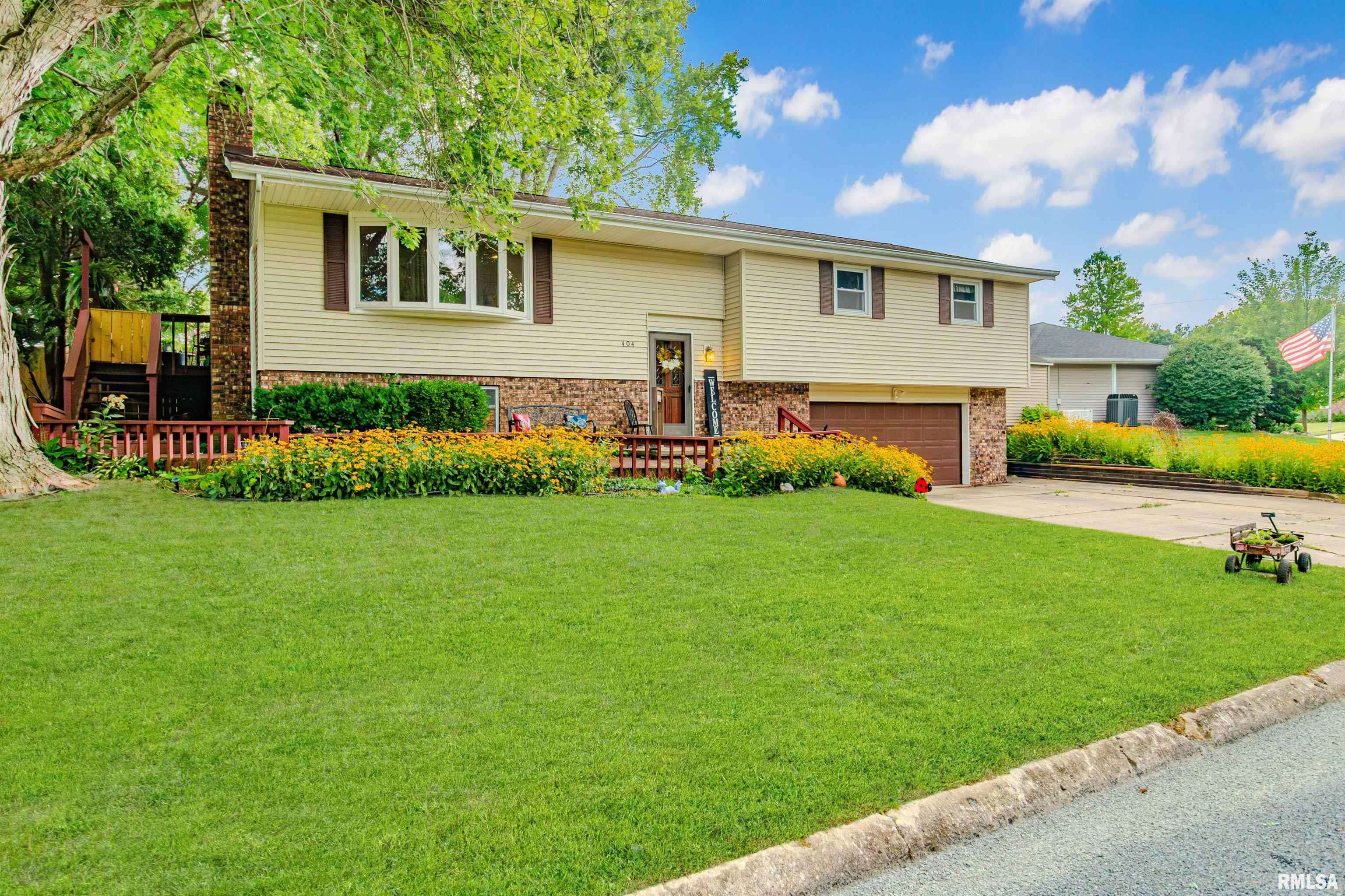 East Peoria, IL 61611,404 AVONDALE DR