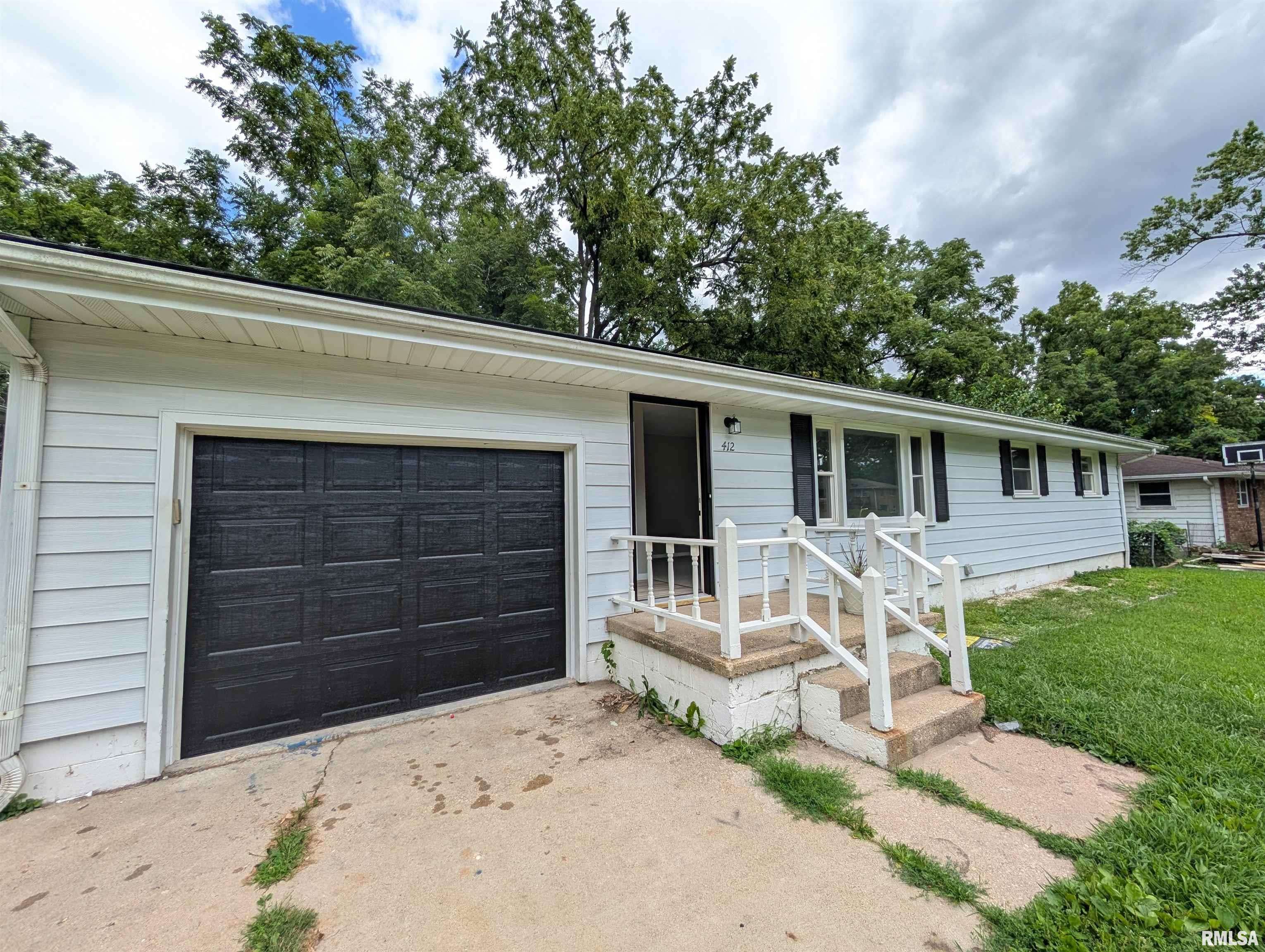 Washington, IL 61571,412 ELMHURST DR