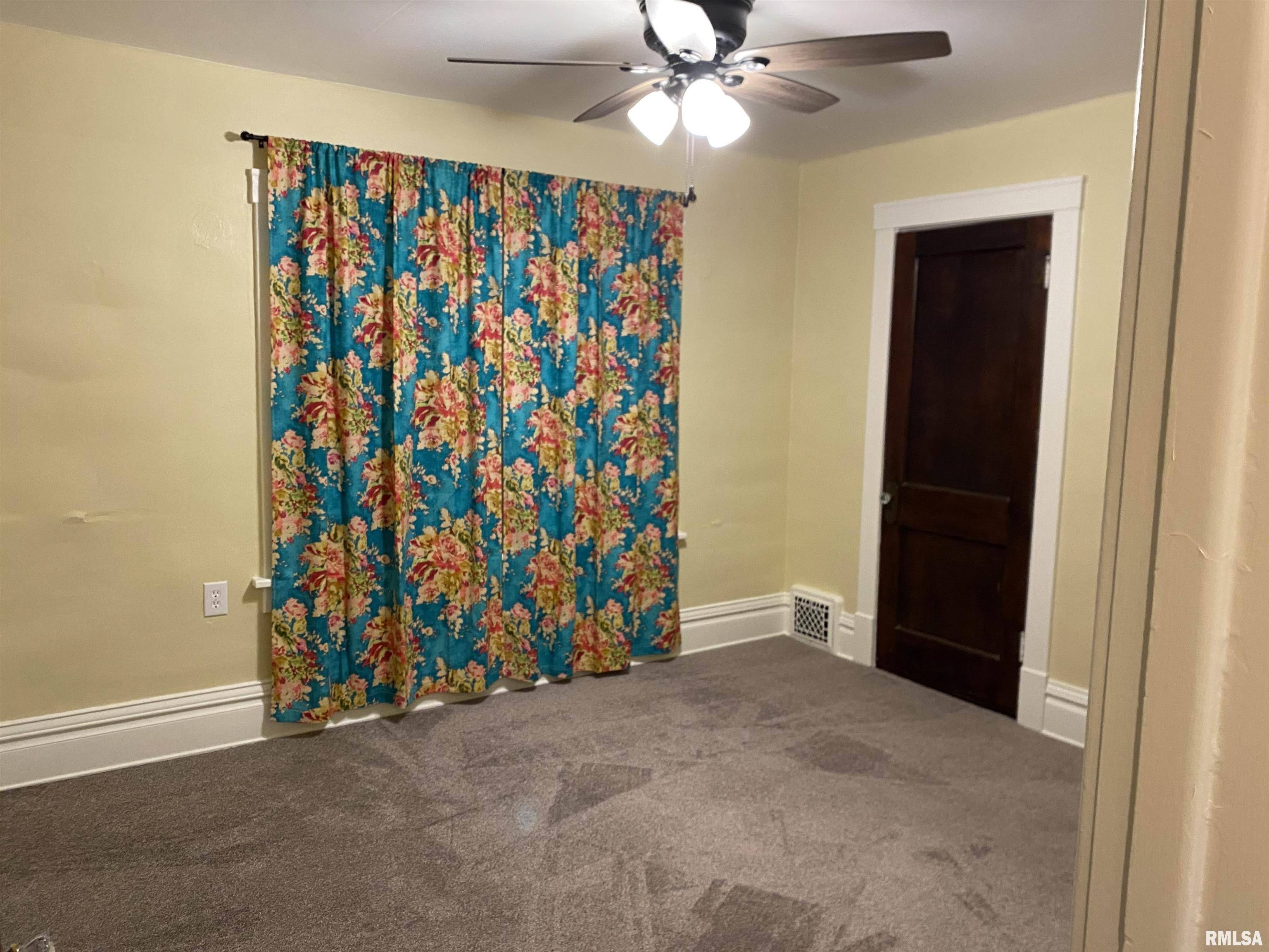 Peoria, IL 61606,1622 W CALLENDER AVE