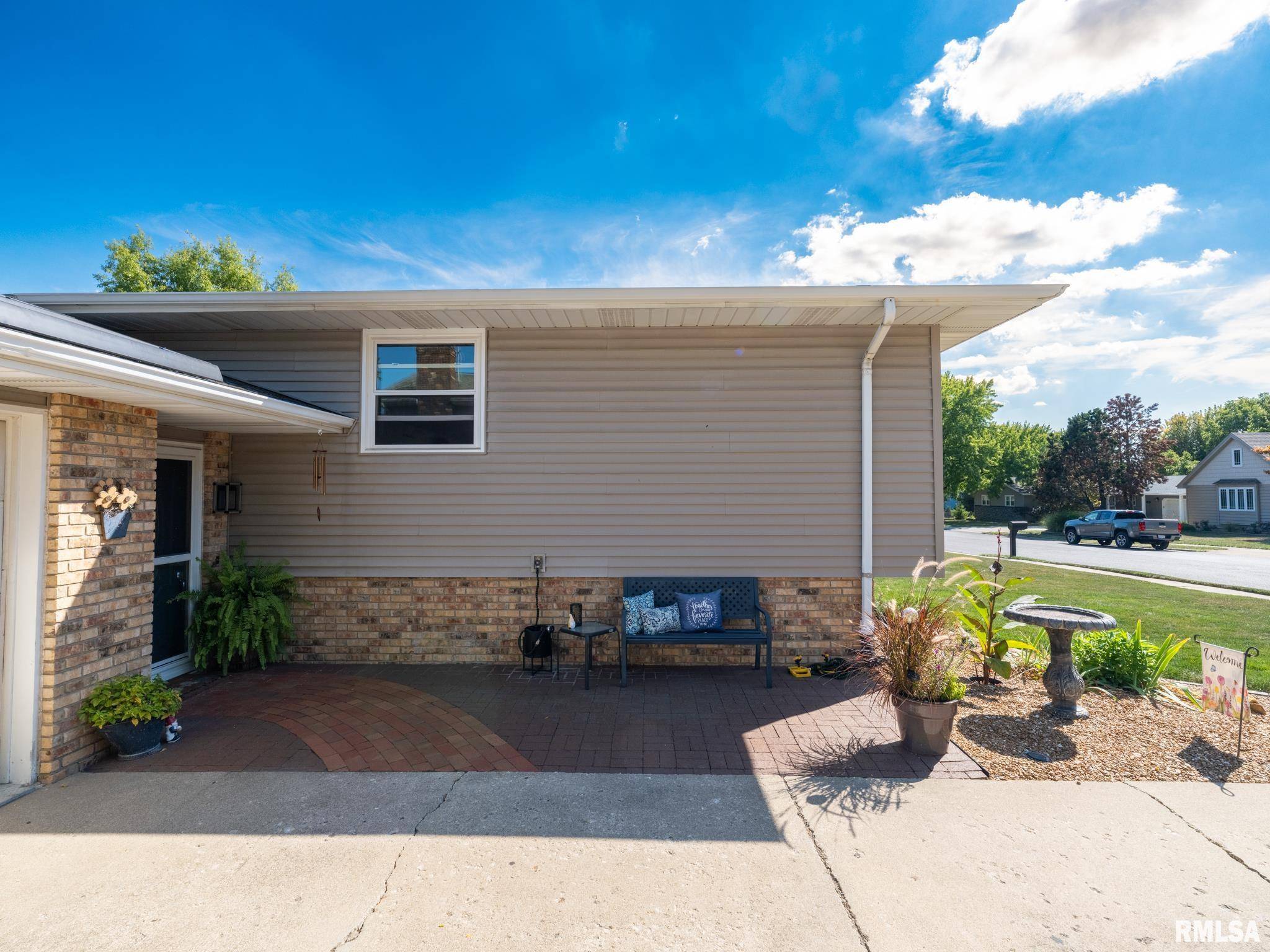 Pekin, IL 61554,1112 HAWTHORNE AVE