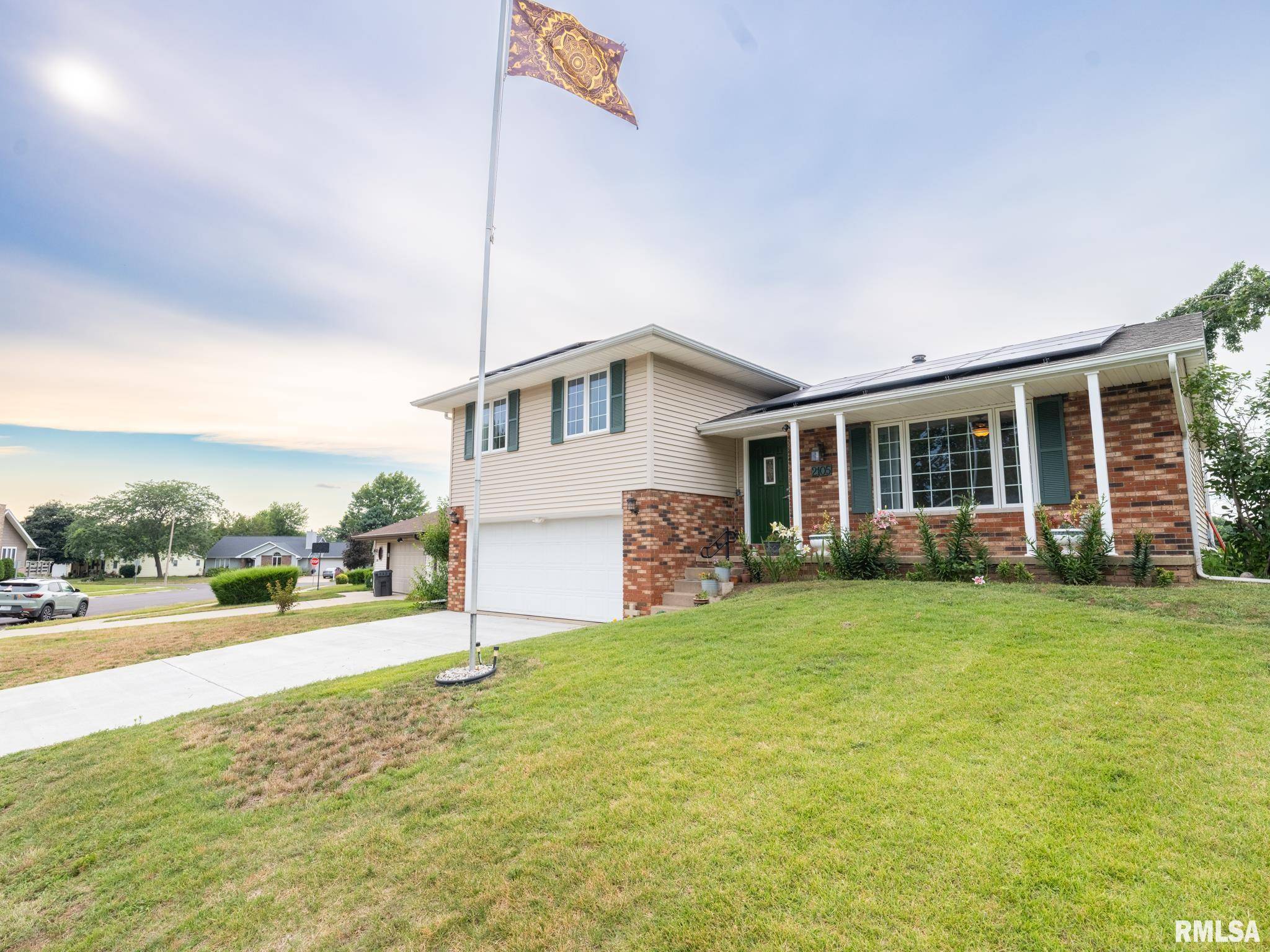 Pekin, IL 61554,2105 MARIGOLD DR