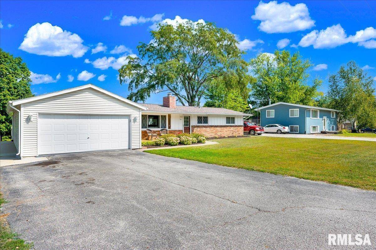 Dahinda, IL 61428,1065 LAKEVIEW Road South