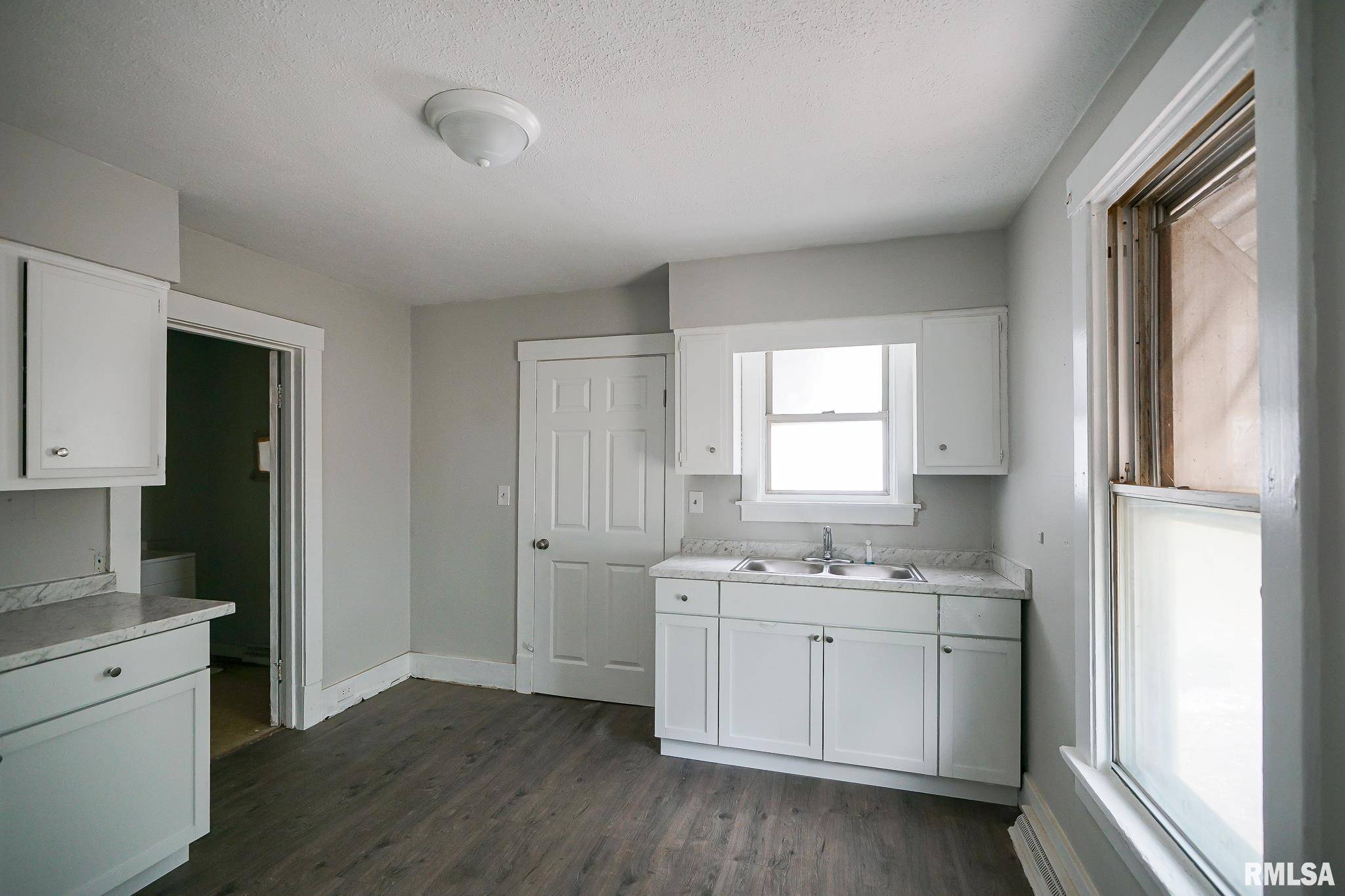 Peoria, IL 61605,2505 W HUMBOLDT DR