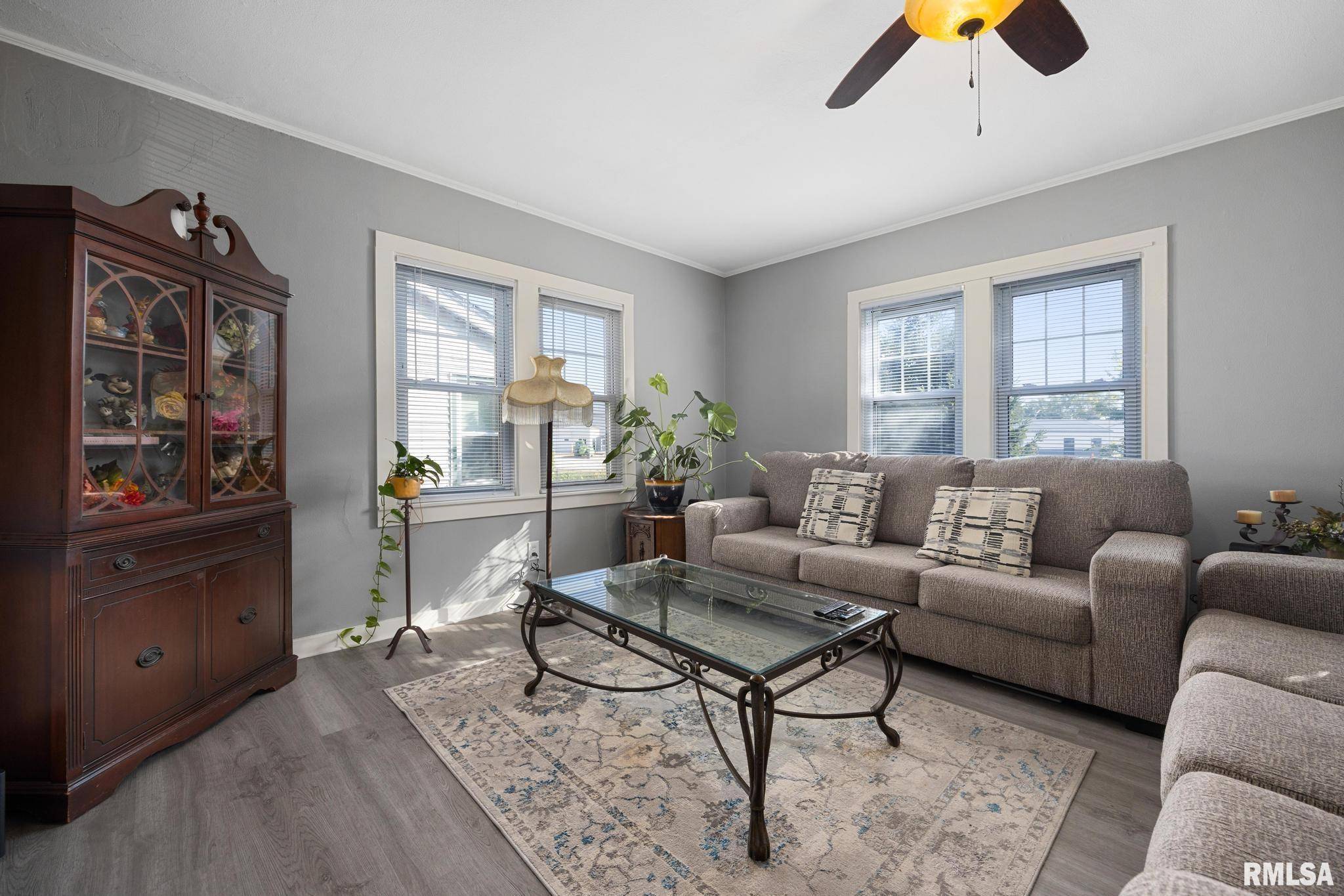 Morton, IL 61550,329 S NELSON AVE