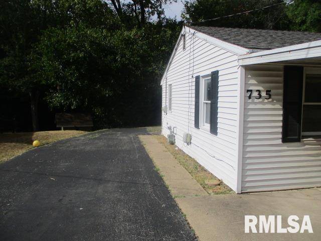 Peoria, IL 61604,735 N LIMESTONE LN