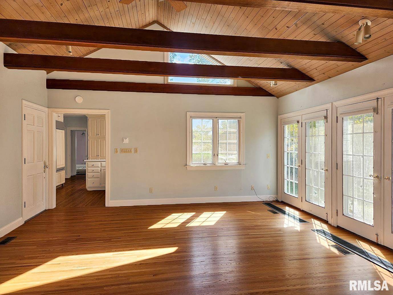 Delavan, IL 61734,304 N LOCUST ST