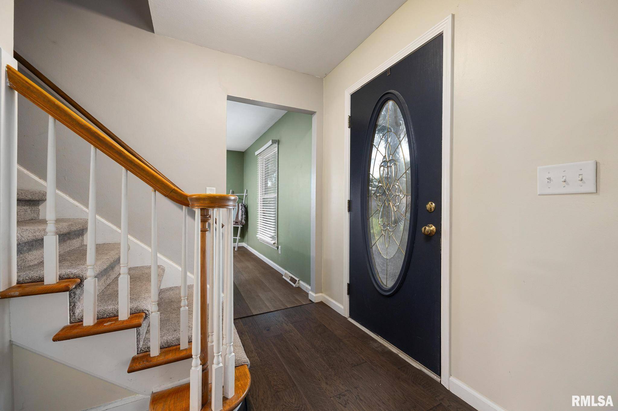 Pekin, IL 61554,1900 Saint Clair DR