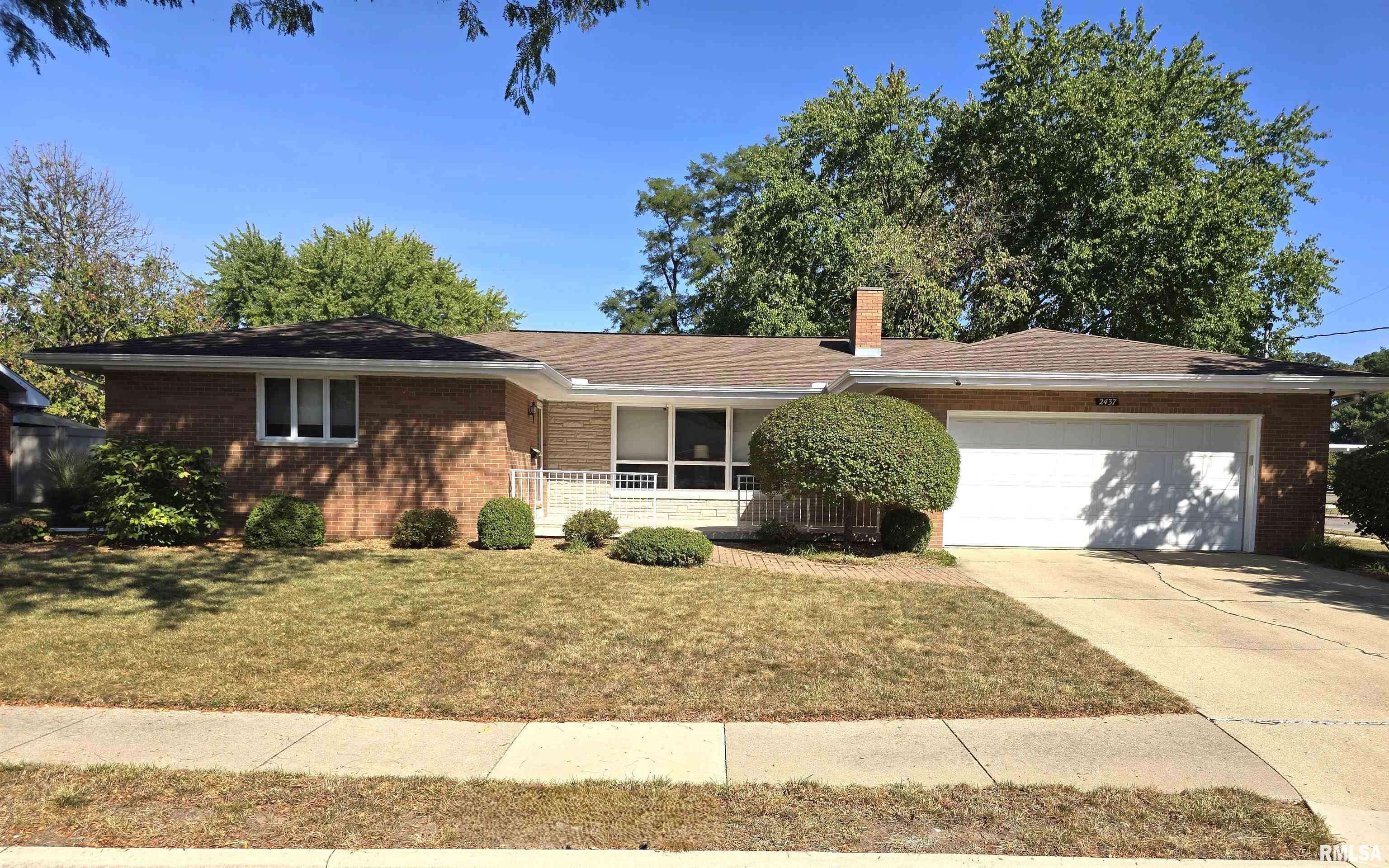 Pekin, IL 61554,2437 WILLOW ST