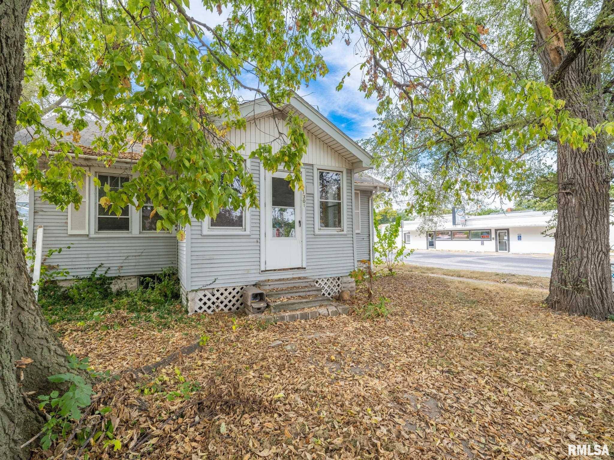 Pekin, IL 61554,1301 S 7TH ST