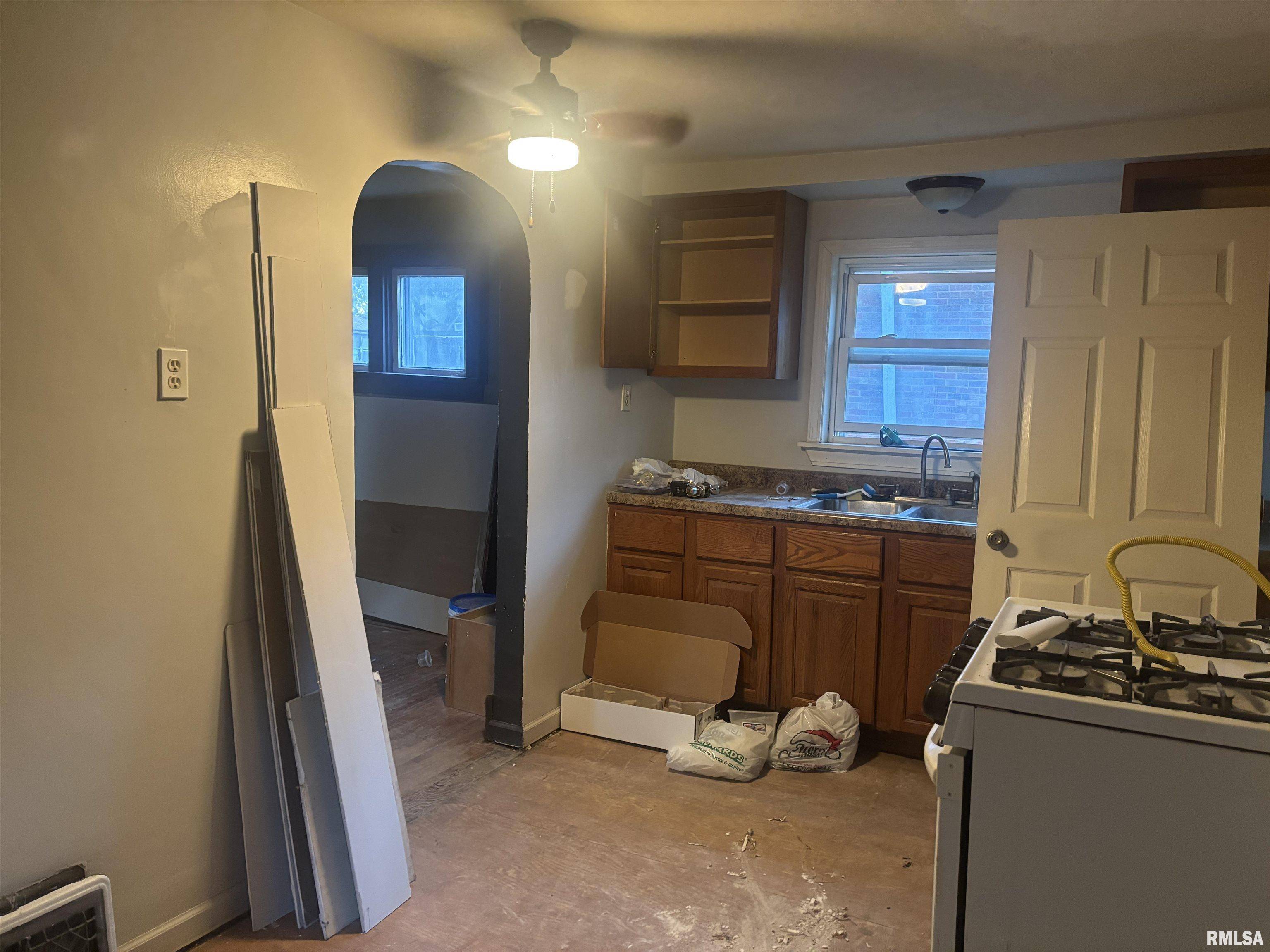 Chillicothe, IL 61523,1522 N CUTRIGHT AVE