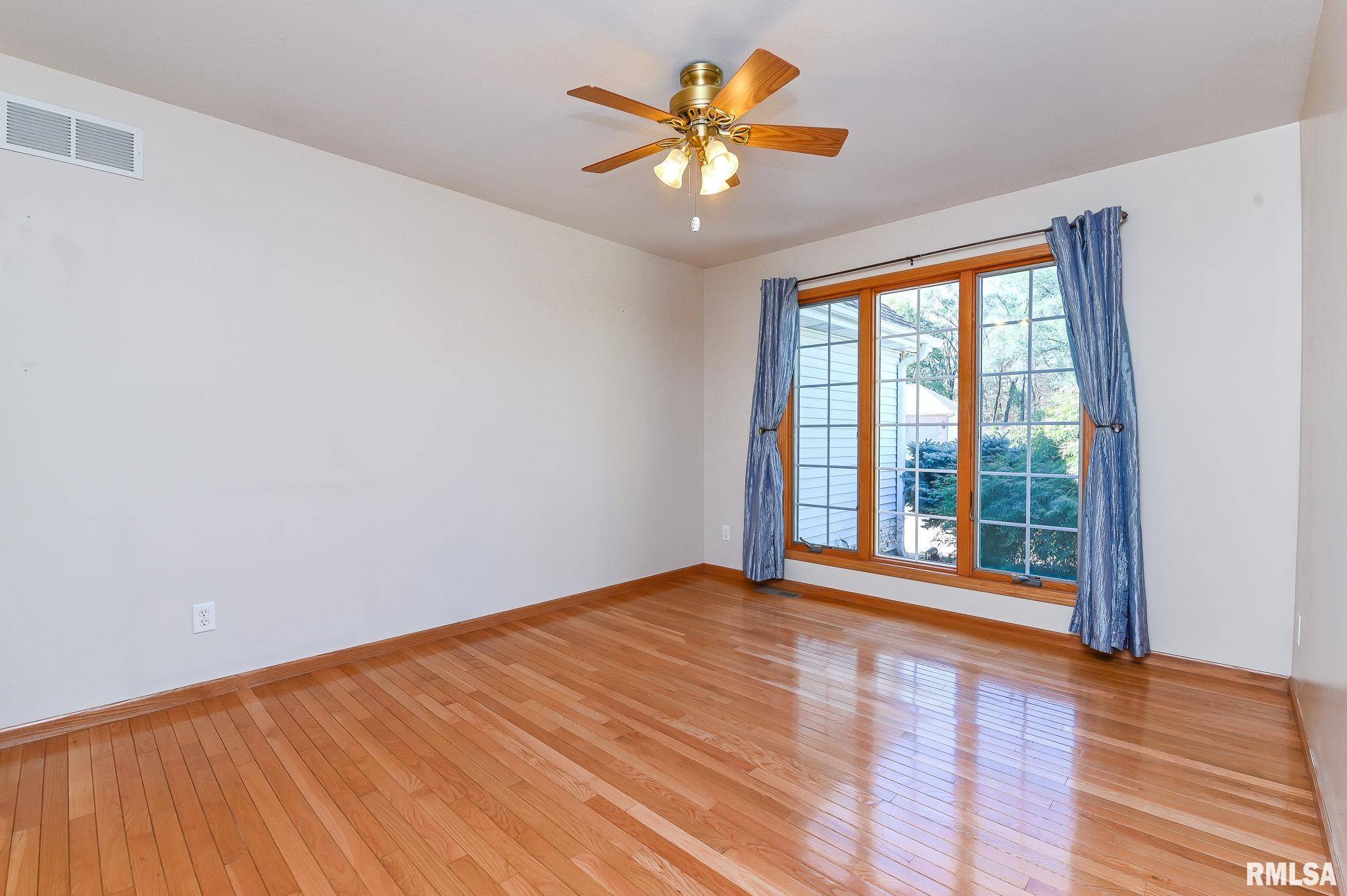 Pekin, IL 61554,2502 PLYMOUTH PL