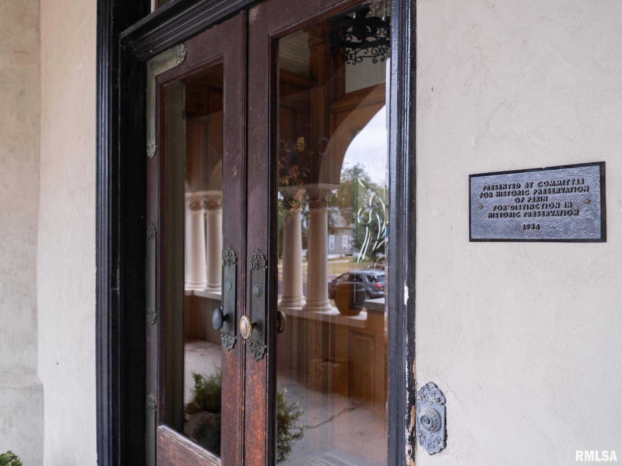 Pekin, IL 61554,725 PARK AVE