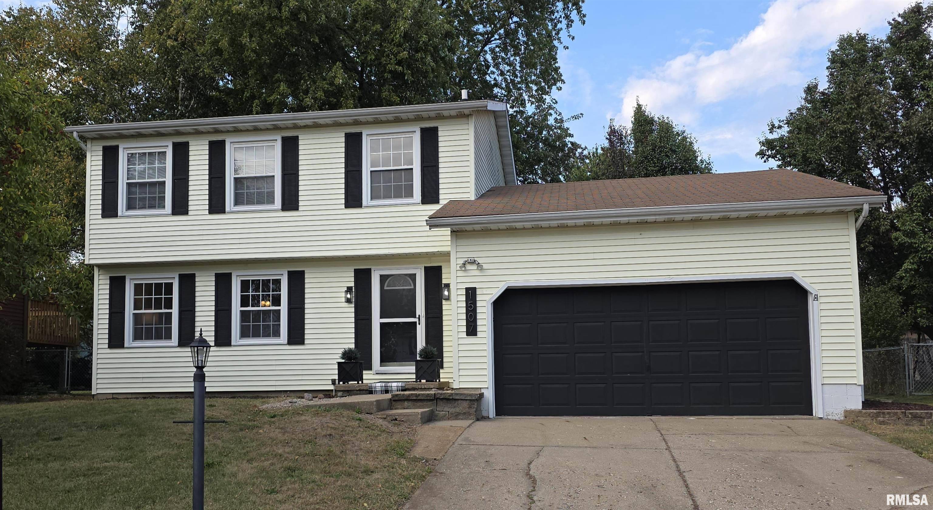 Peoria, IL 61614,1507 W QUEENS COURT RD