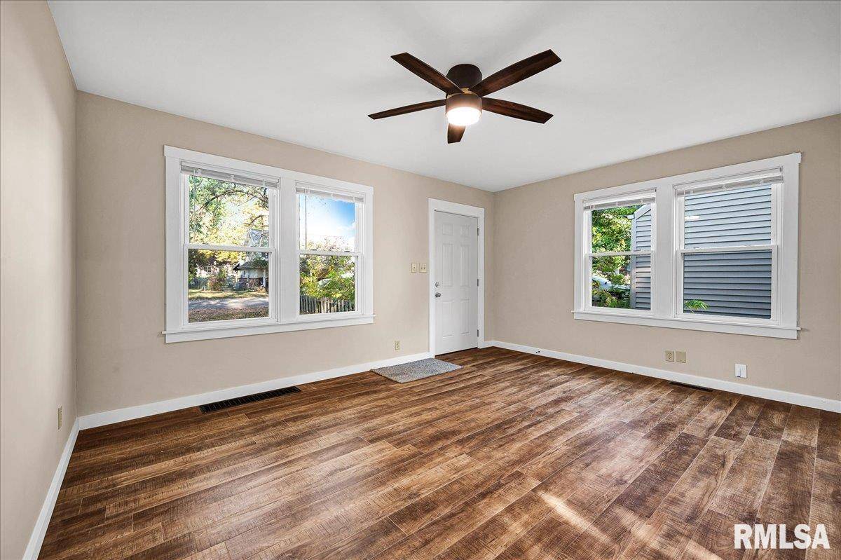 Chillicothe, IL 61523,514 N 5TH ST