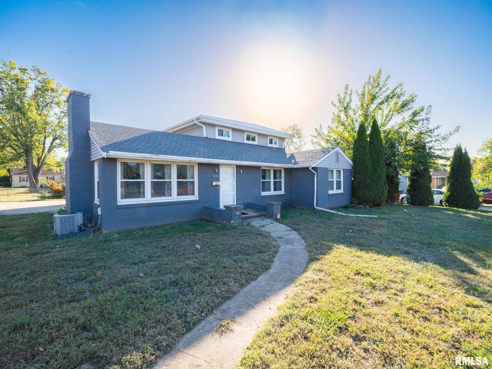 Pekin, IL 61554,1844 COURT ST