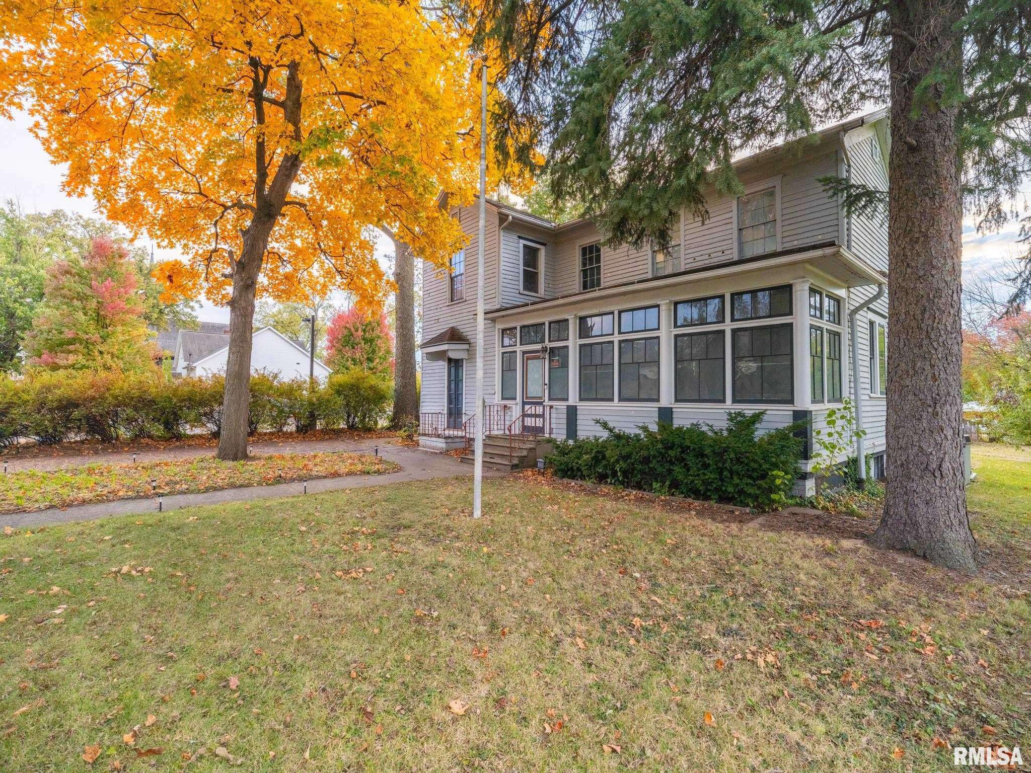 Pekin, IL 61554,335 BUENA VISTA AVE