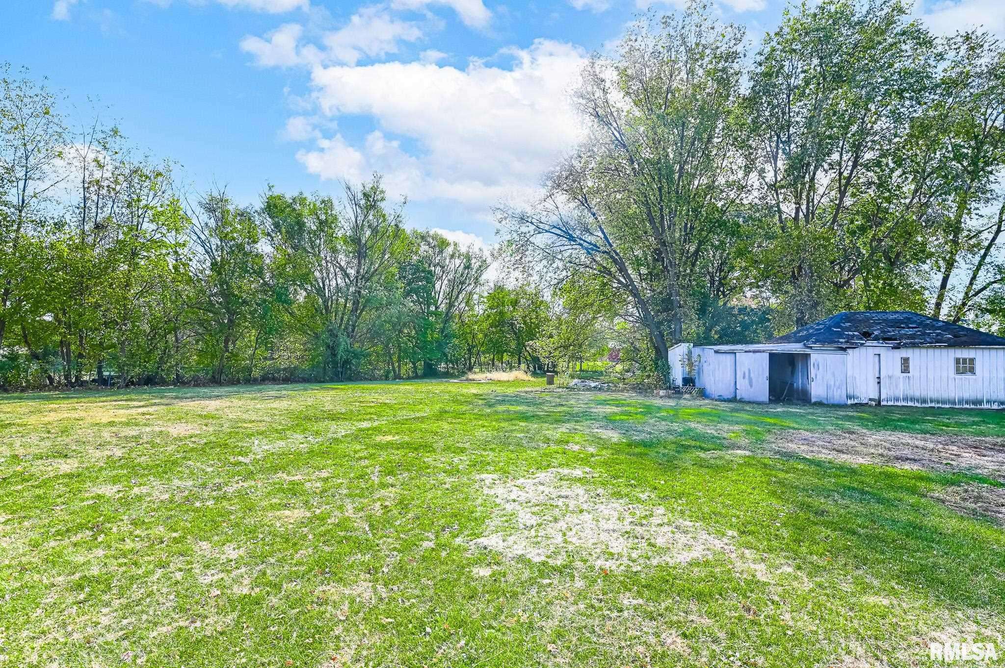 Washburn, IL 61570,416 N MADISON ST