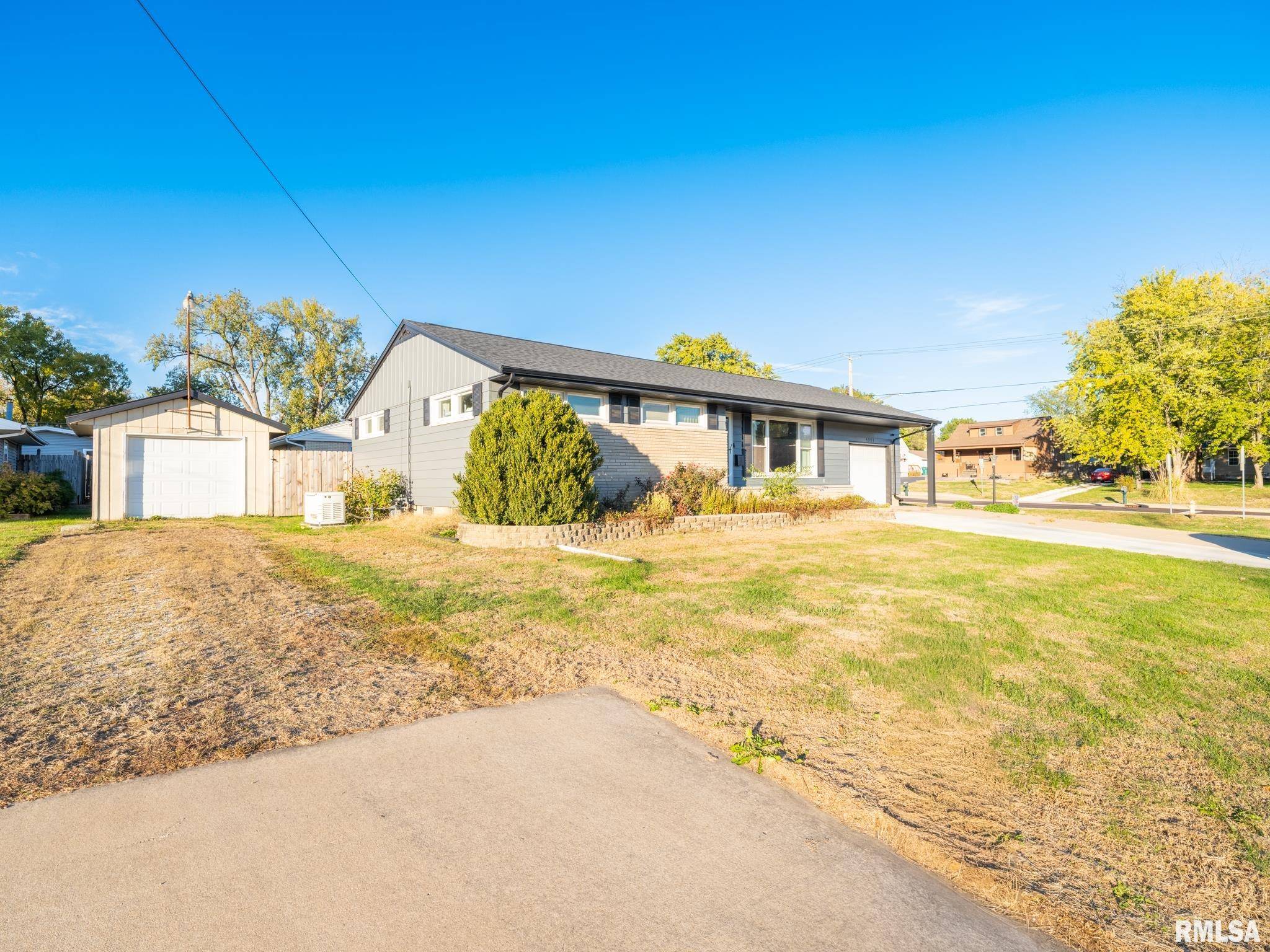 Bartonville, IL 61607,4901 W PFEIFFER RD