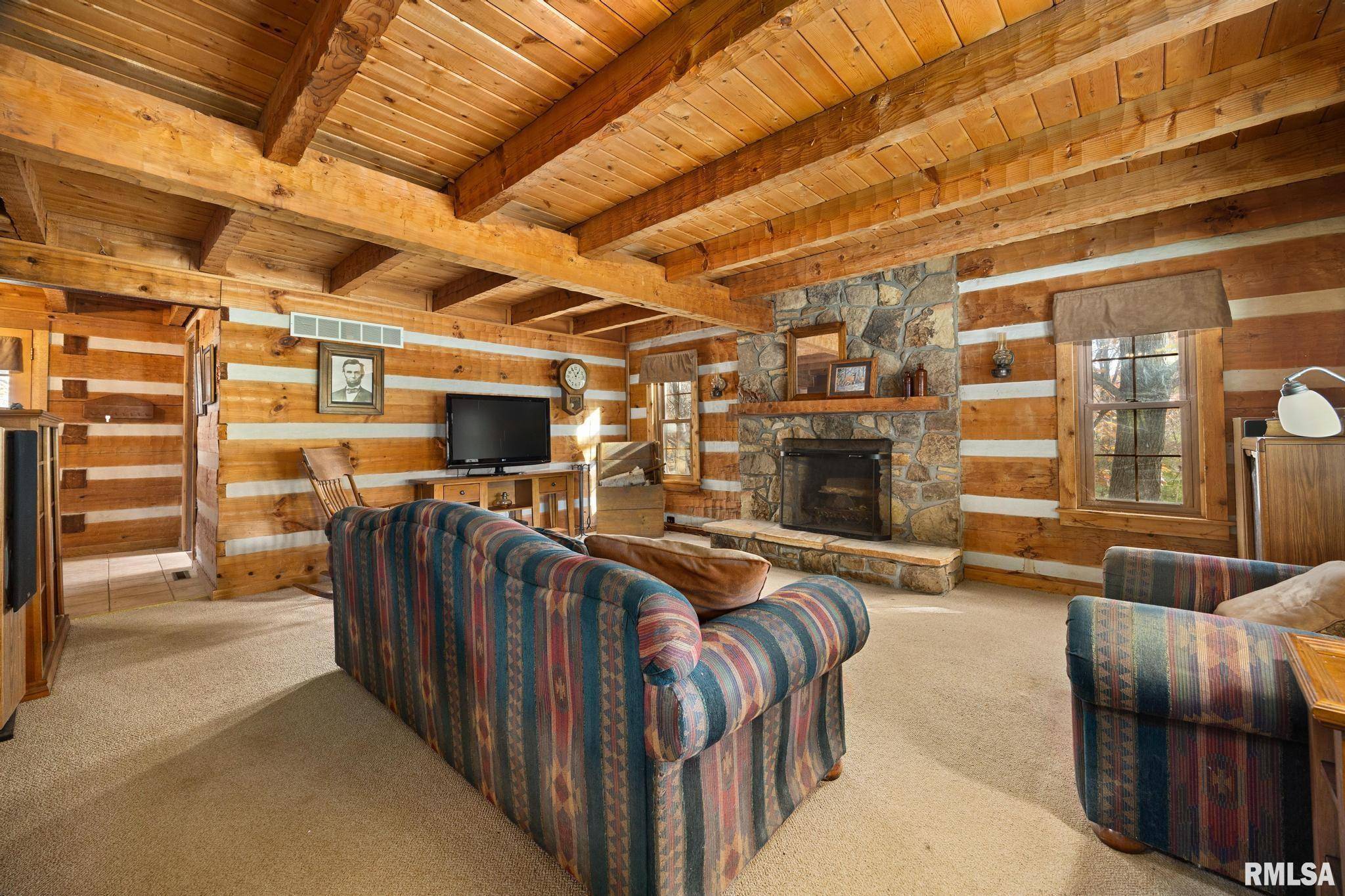 Metamora, IL 61548,438 TAZEWOOD RD