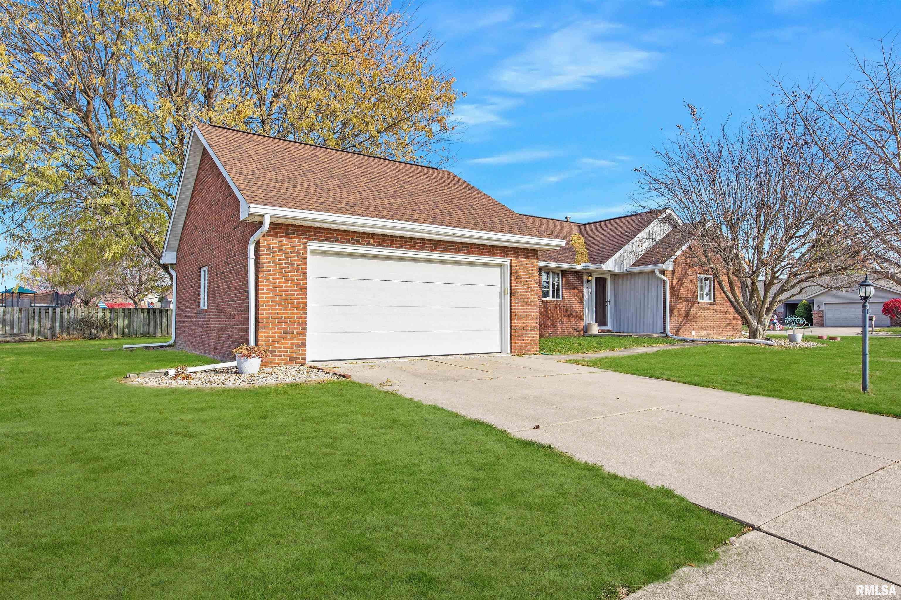 Morton, IL 61550,74 N OREGON CT