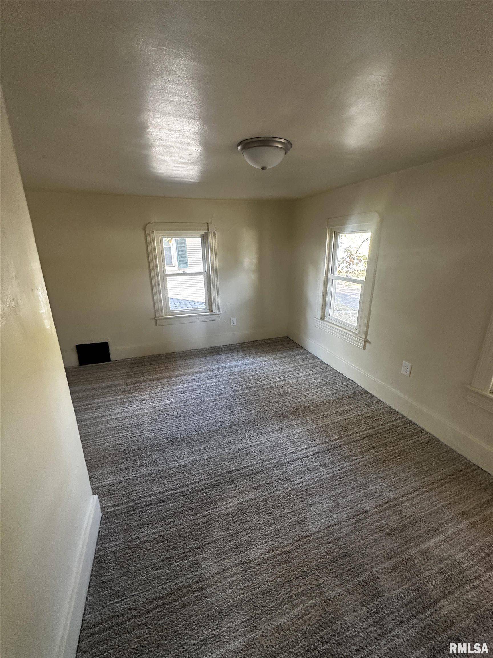 Peoria, IL 61603,535 VAN BUREN ST