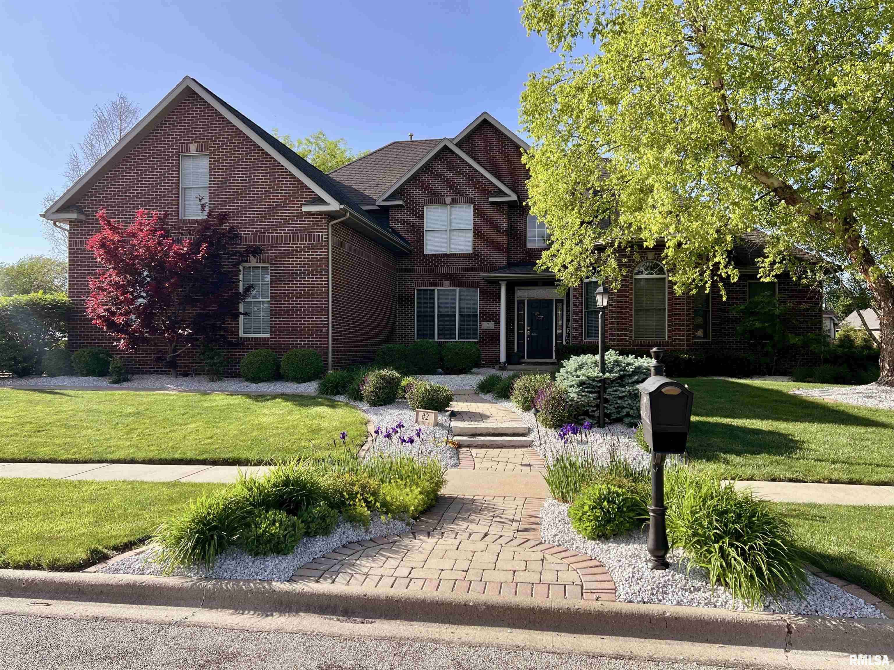 Washington, IL 61571,2 HUNTERS WAY