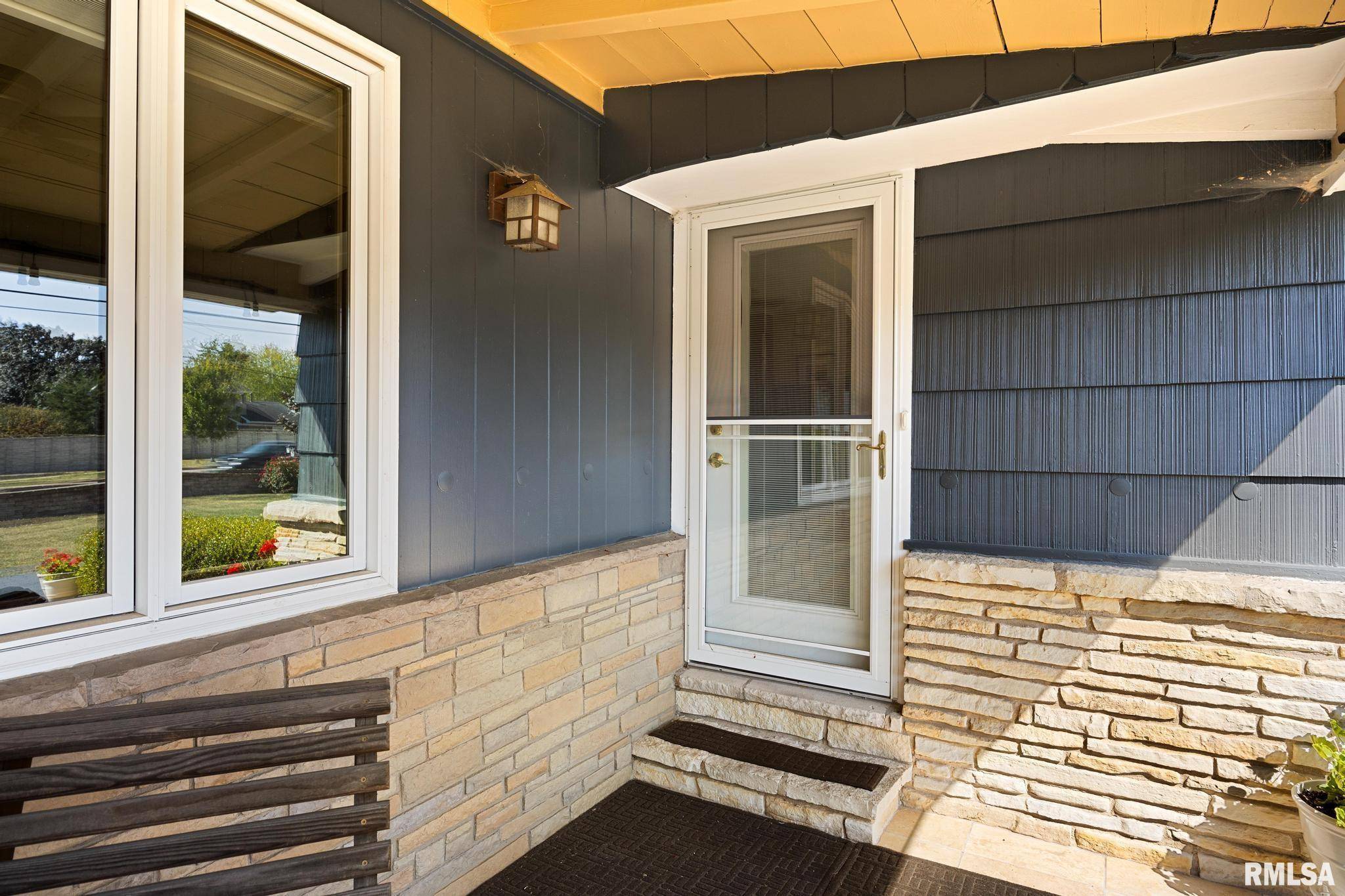 Peoria, IL 61614,1017 W NORTHMOOR RD