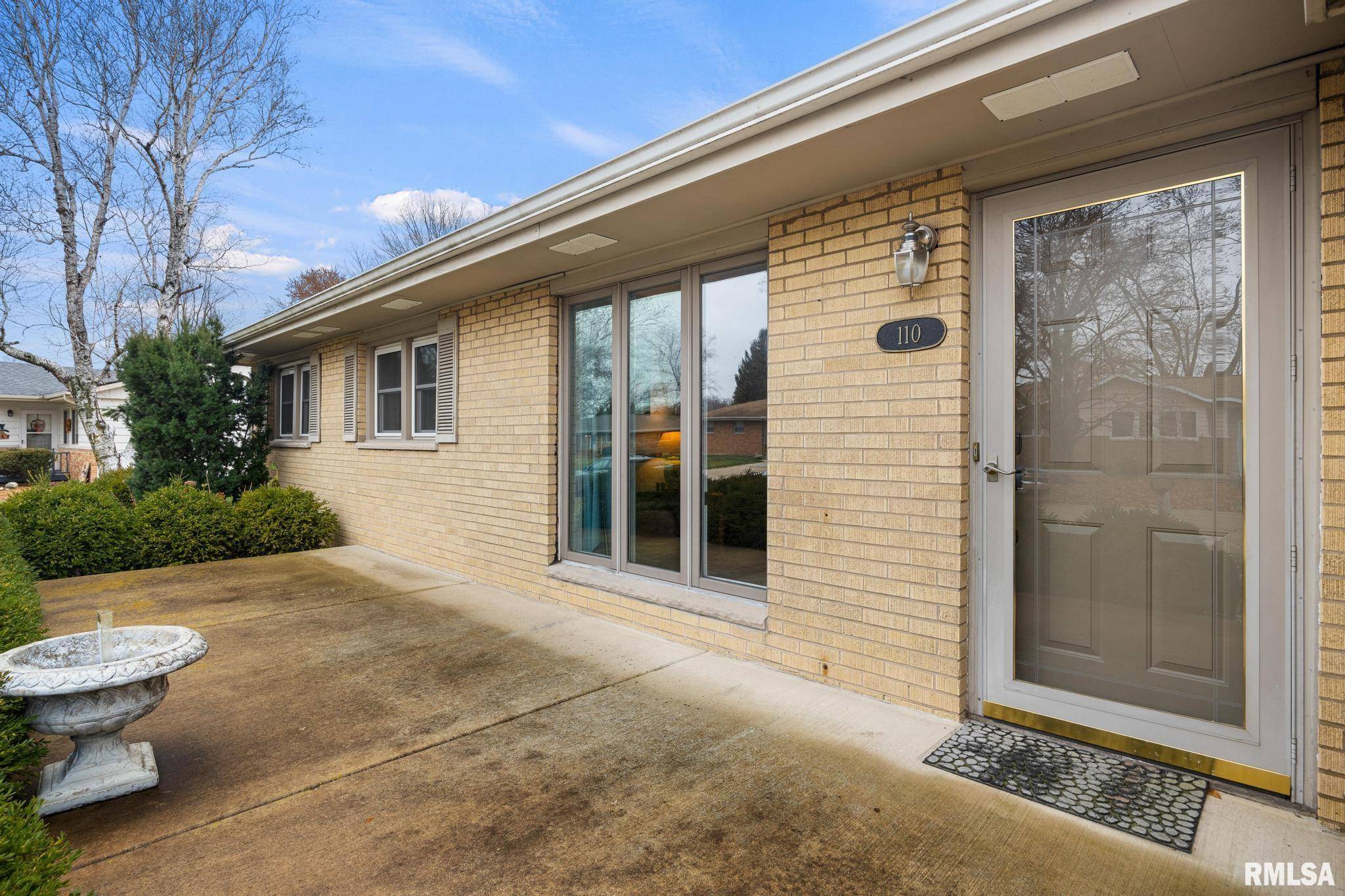 Morton, IL 61550,110 E MAYWOOD ST