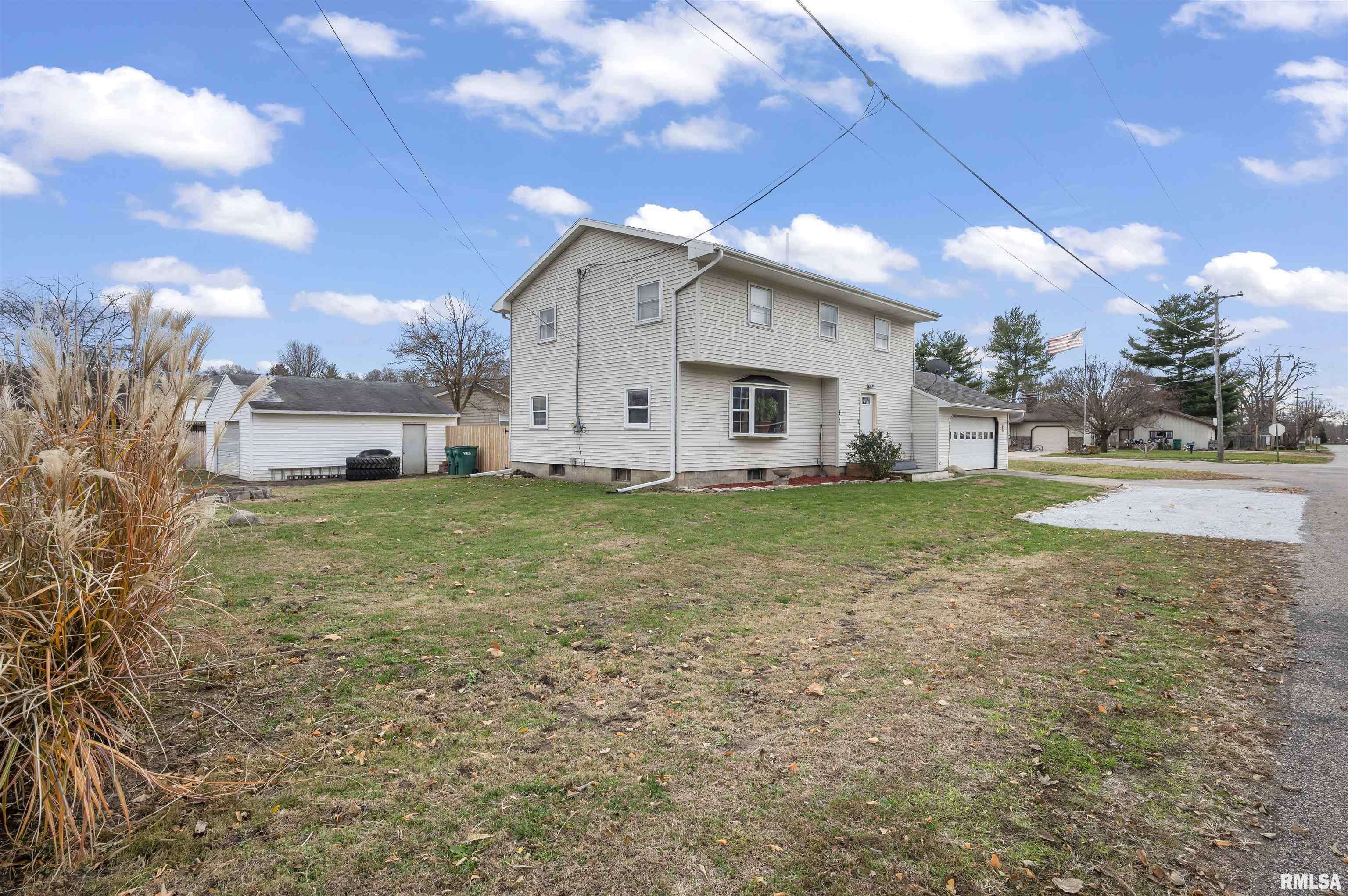 East Peoria, IL 61611,400 OREGON ST