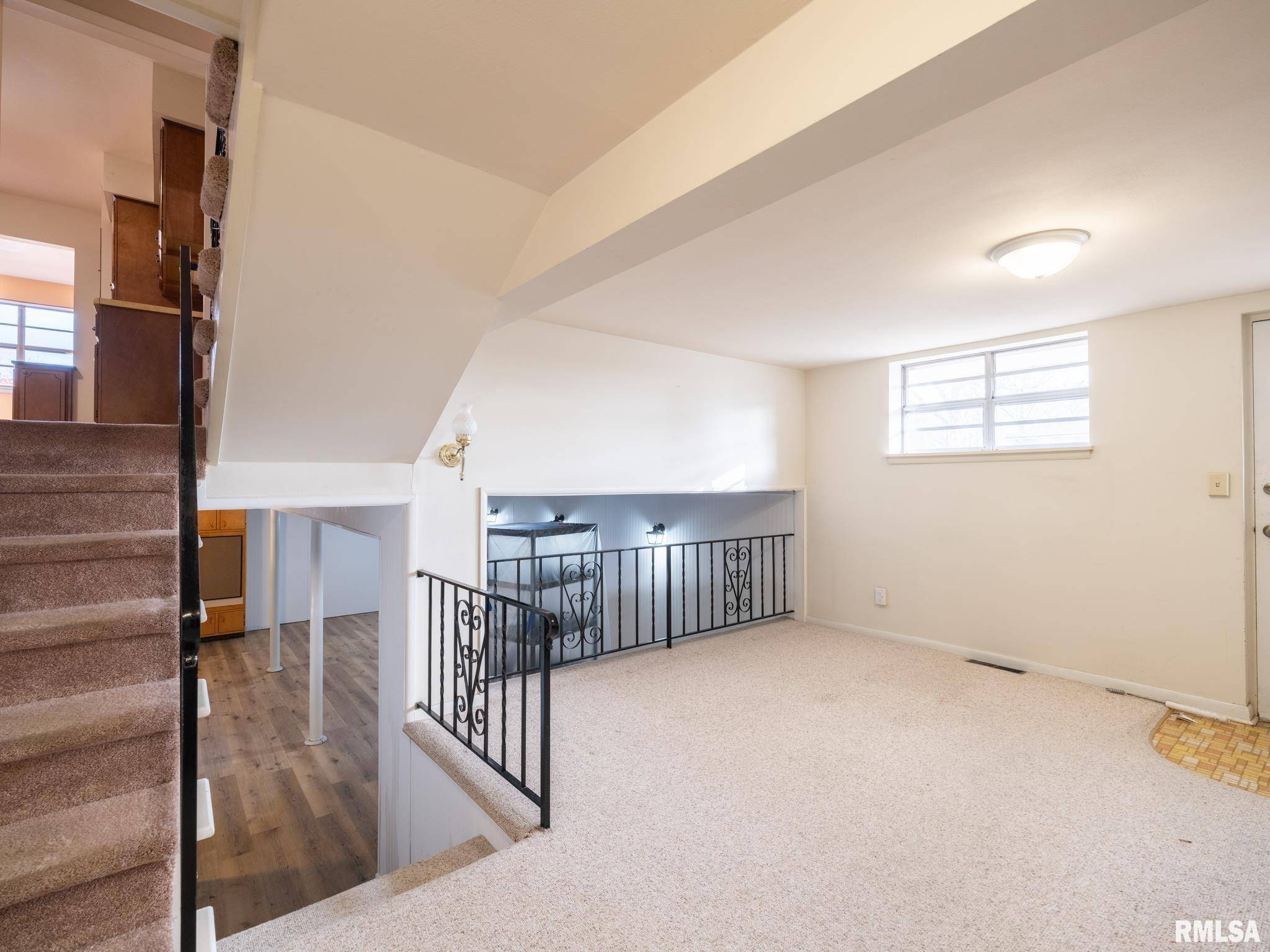 Peoria, IL 61614,1703 W CLAREWOOD AVE