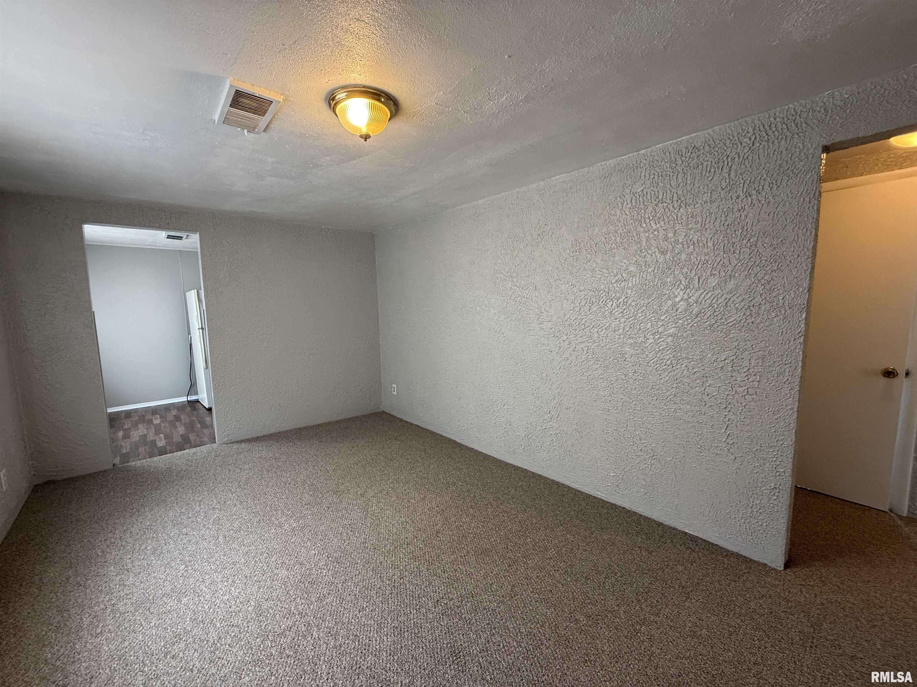 Peoria, IL 61604,3119 N WESTERN AVE