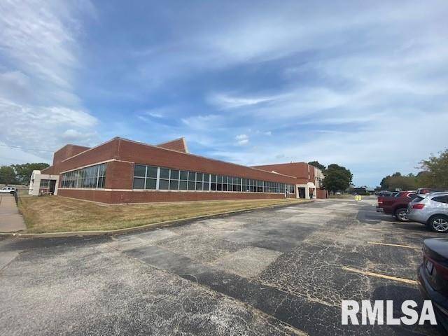 Rock Island, IL 61201,500 42ND ST #4