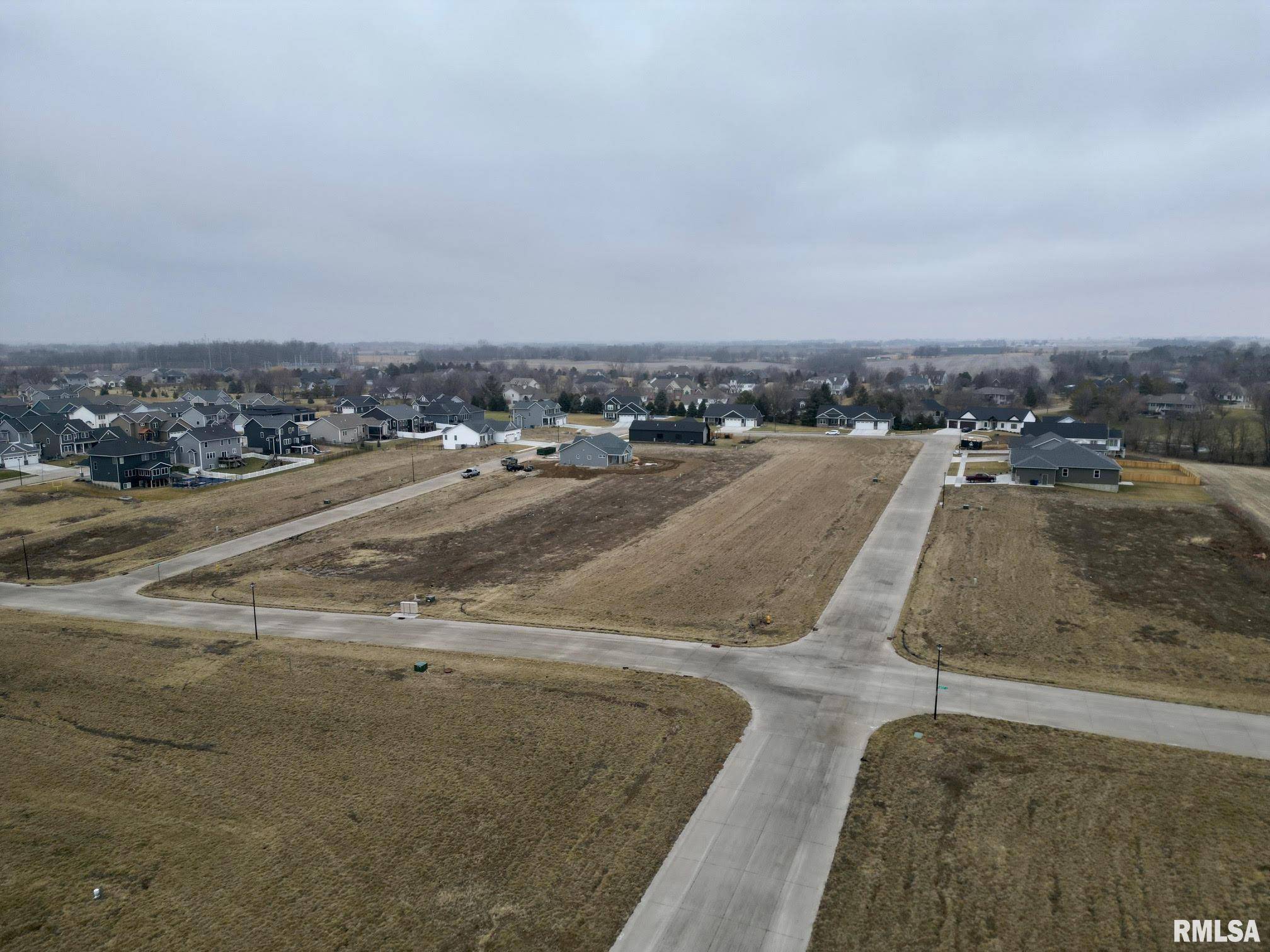 Davenport, IA 52807,2213 E 60TH ST