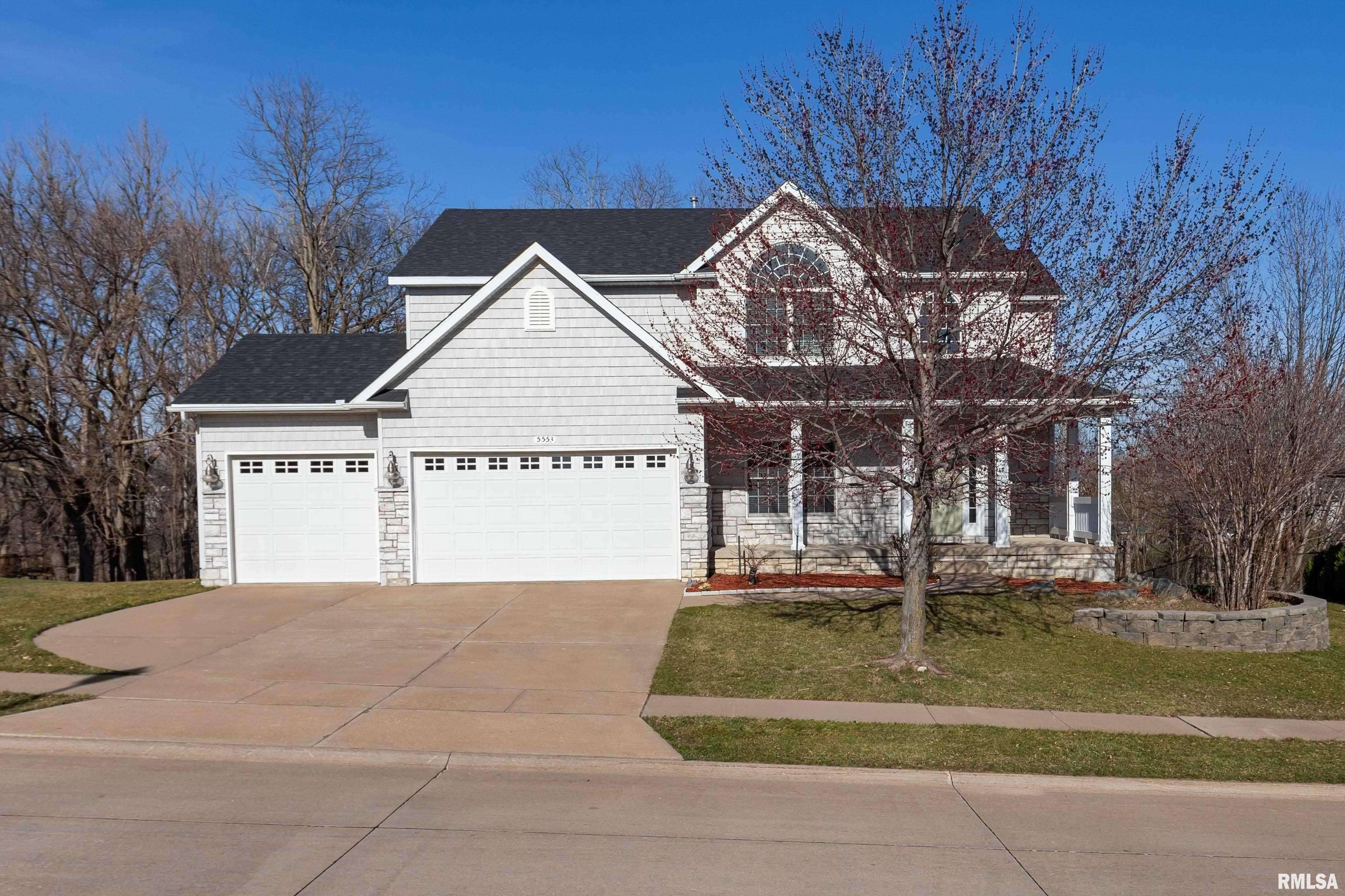 Bettendorf, IA 52722,5553 N RIDGE CIR