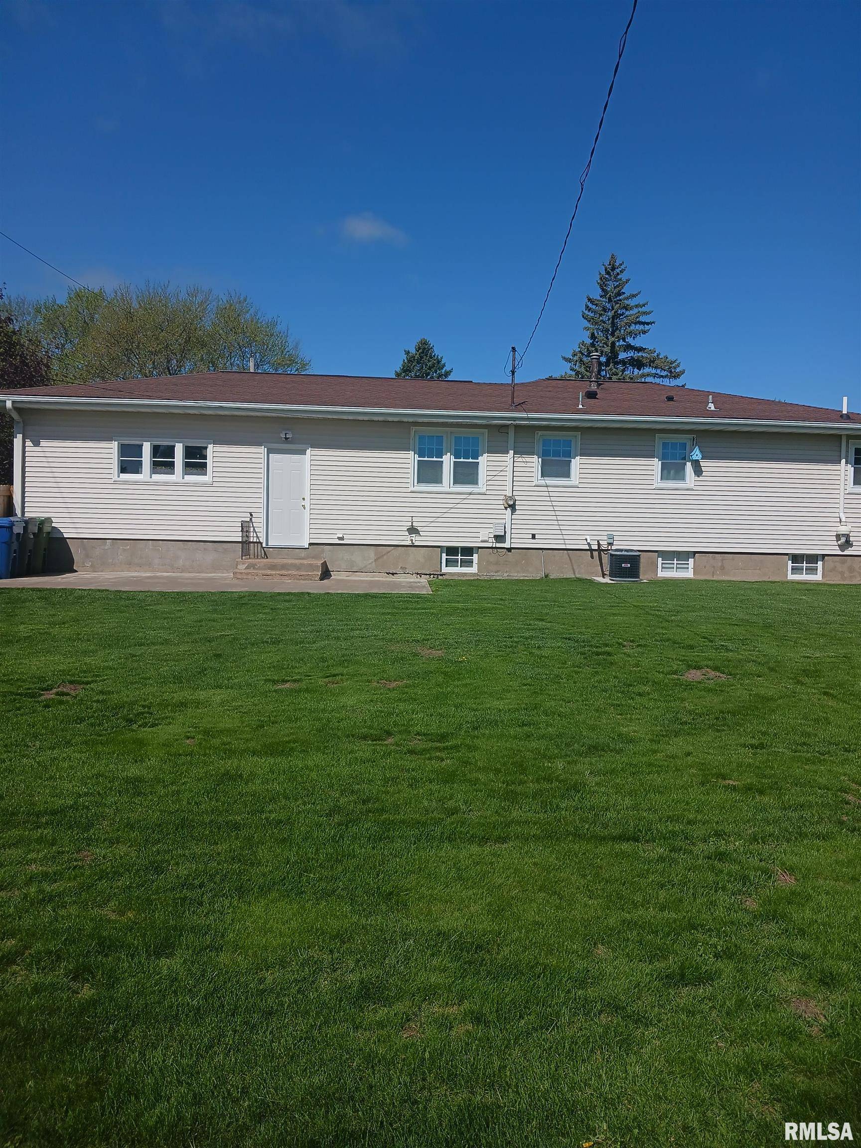 Clinton, IA 52732,2509 West Haven PL