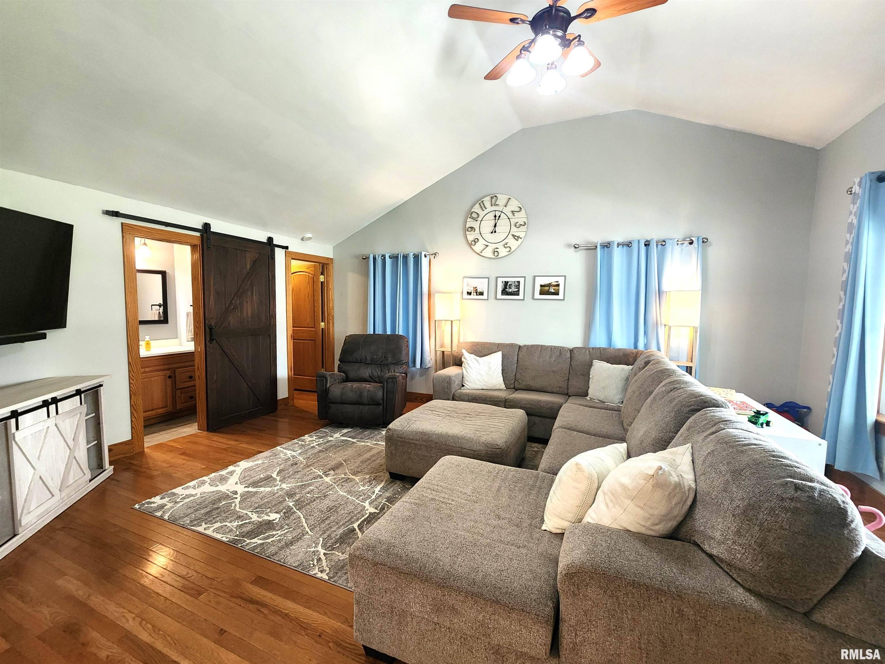 Geneseo, IL 61254,727 S CENTER ST