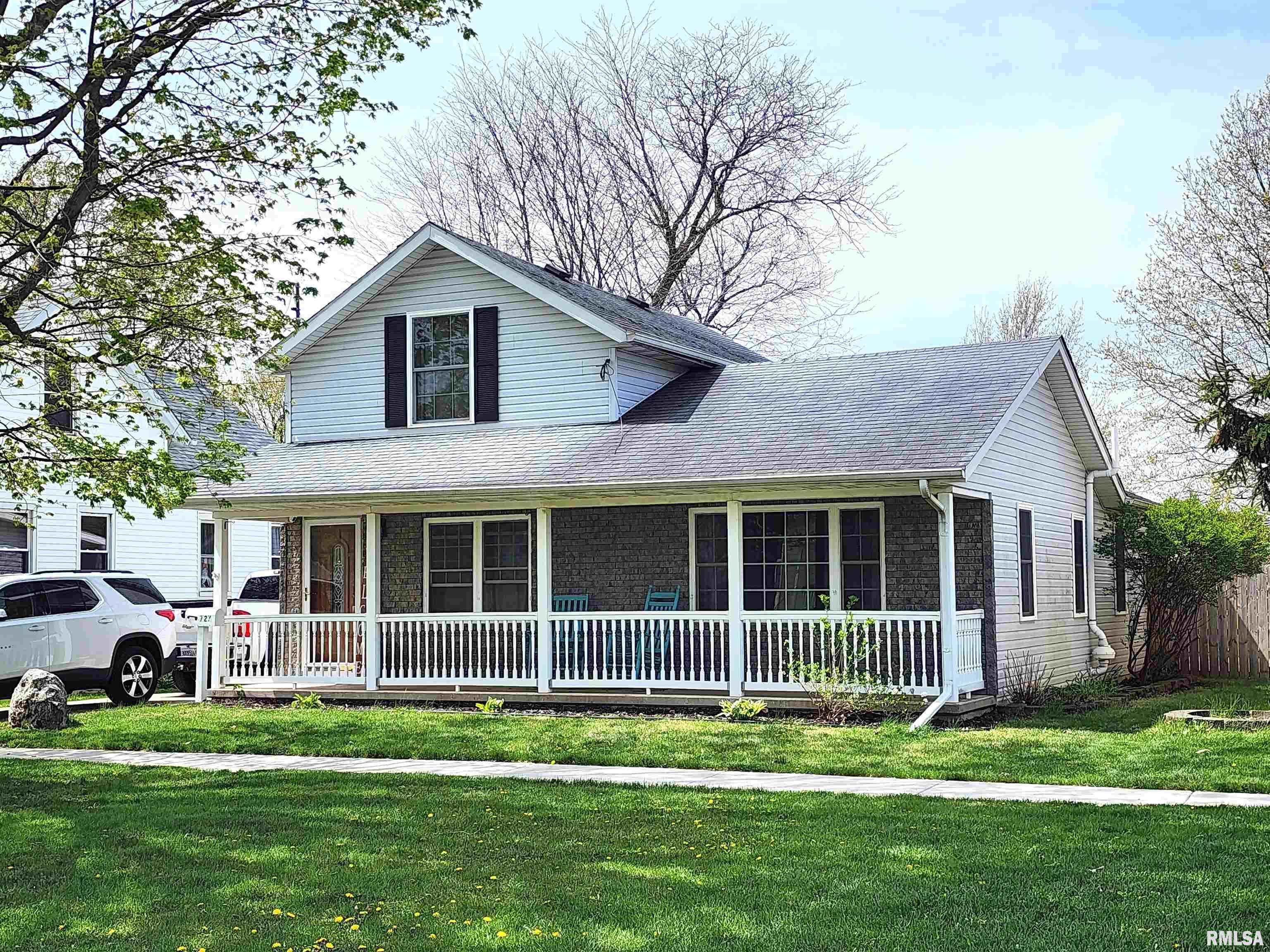 Geneseo, IL 61254,727 S CENTER ST