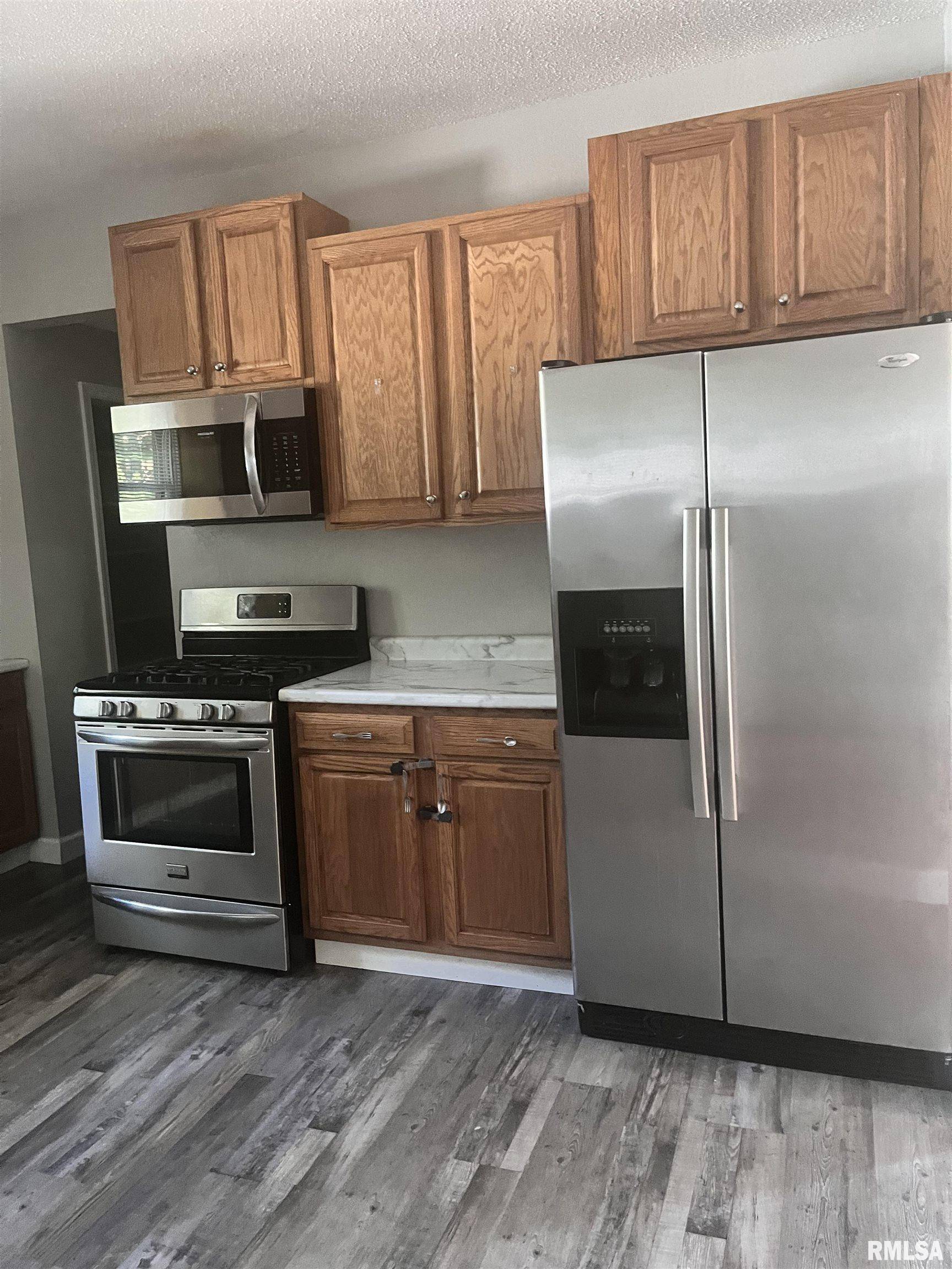 Kewanee, IL 61443,117 S GRACE AVE