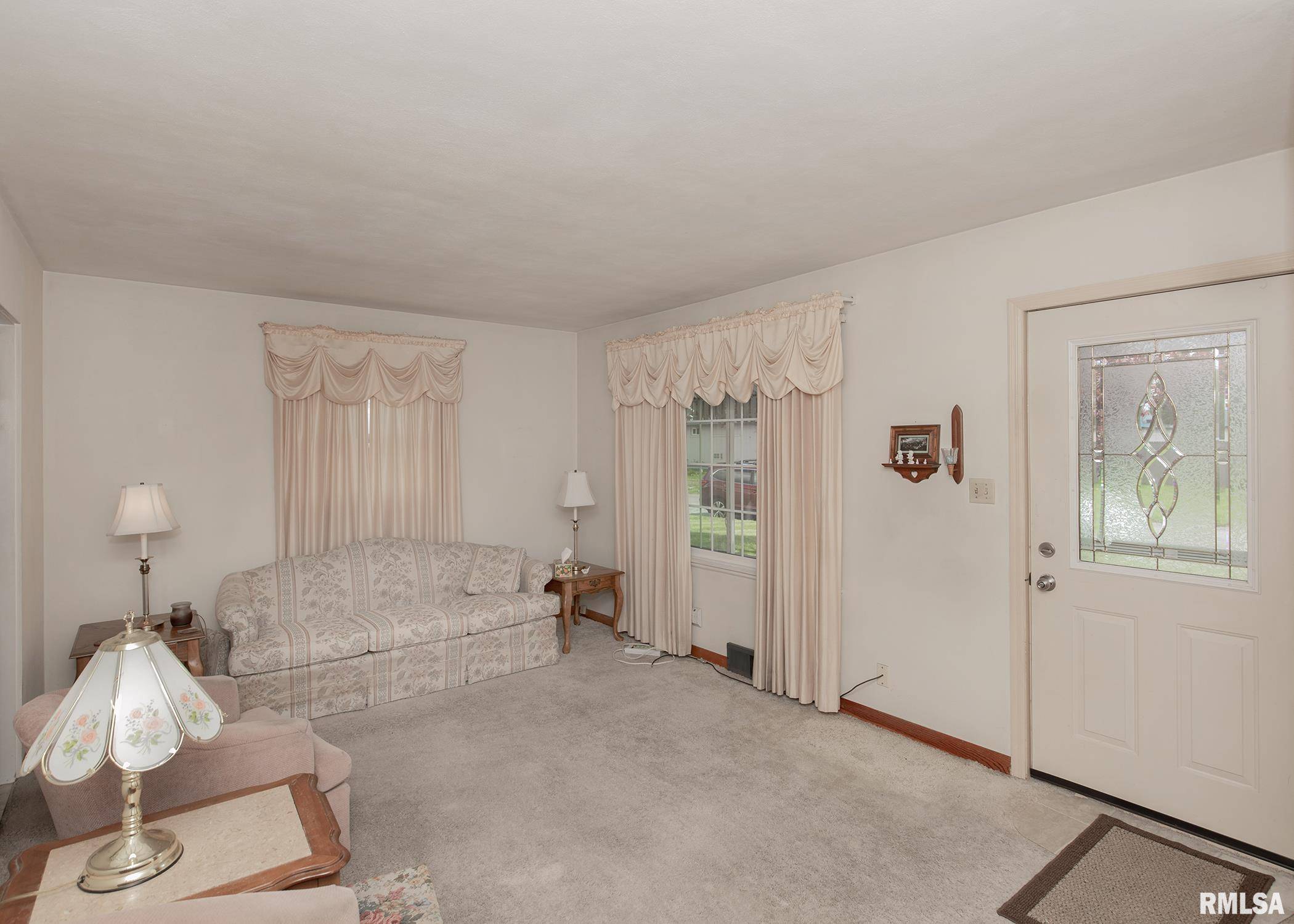 Rock Island, IL 61201-6726,935 43RD AVE