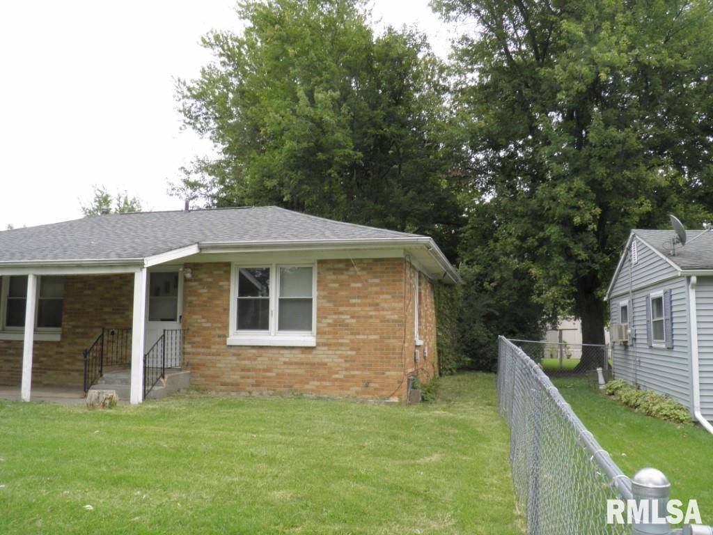 East Moline, IL 61264,4308 10TH ST