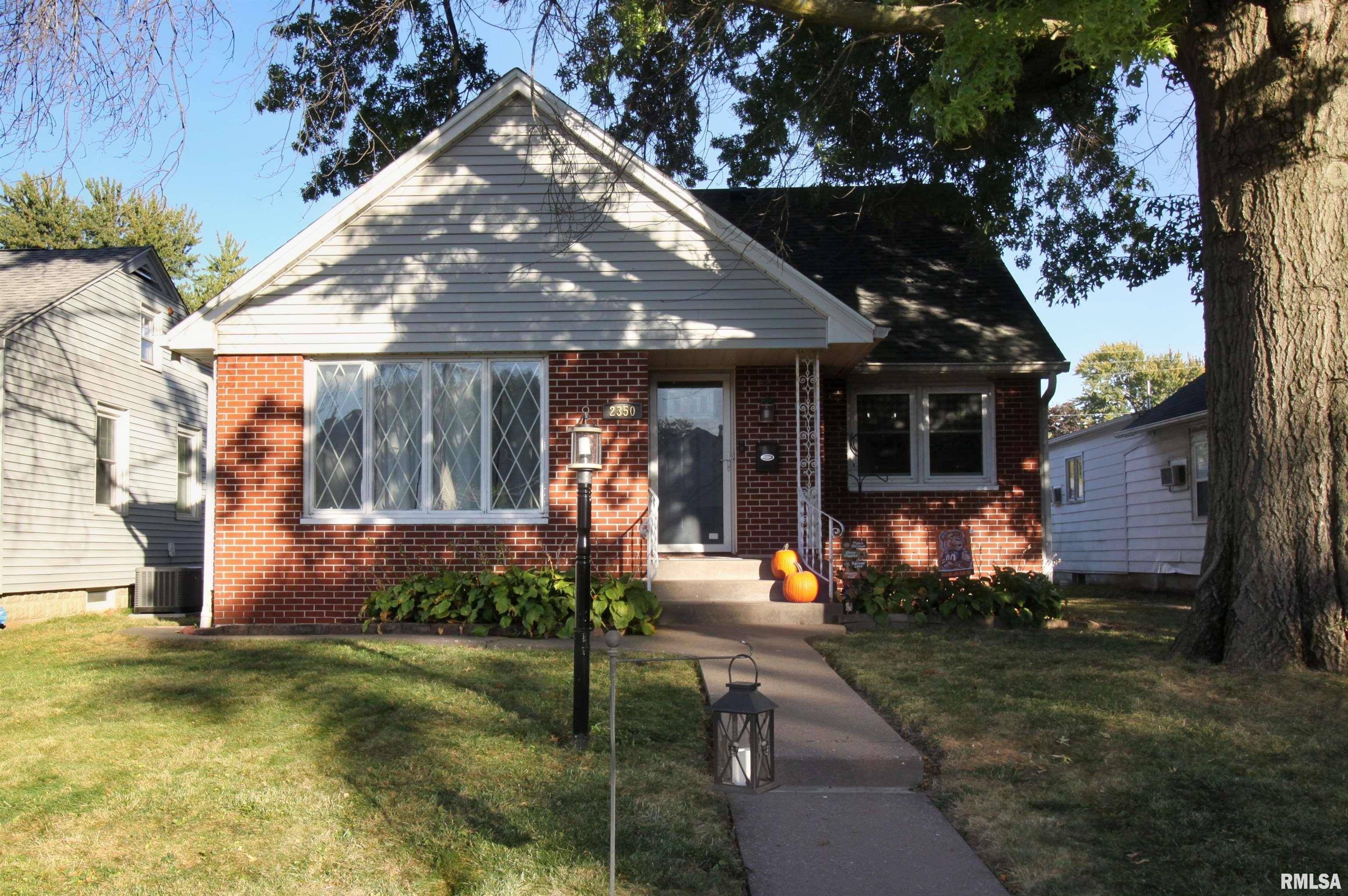 Moline, IL 61265,2350 32ND ST